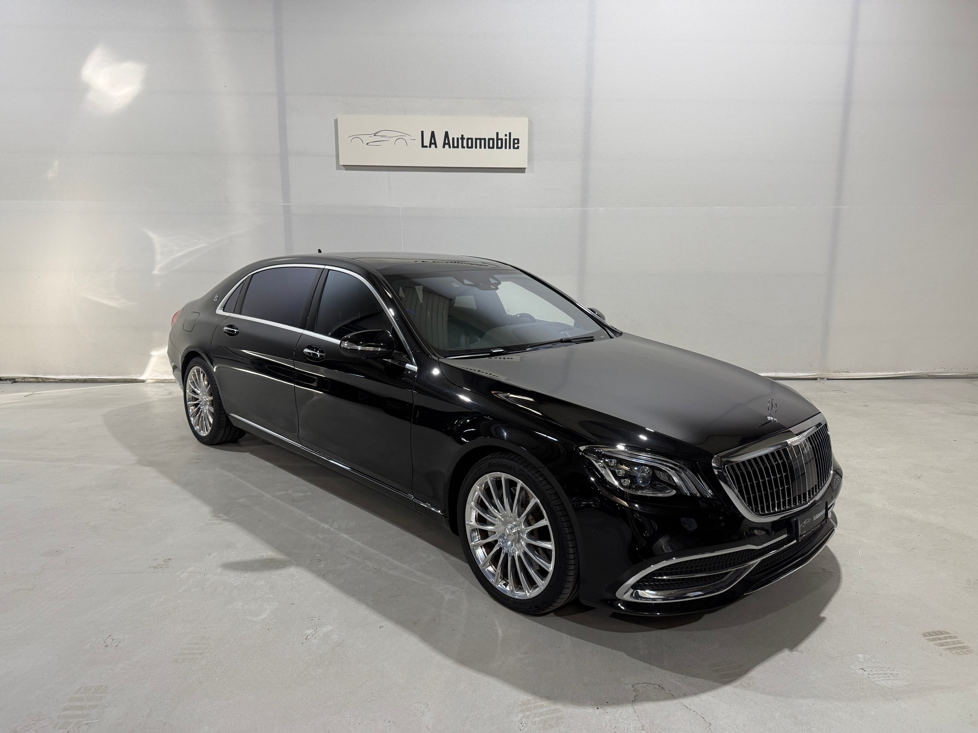 MERCEDES-BENZ S 560 Maybach 4Matic 9G-Tronic-image-4