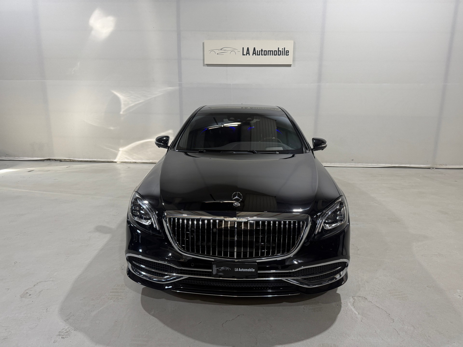 MERCEDES-BENZ S 560 Maybach 4Matic 9G-Tronic-image-3