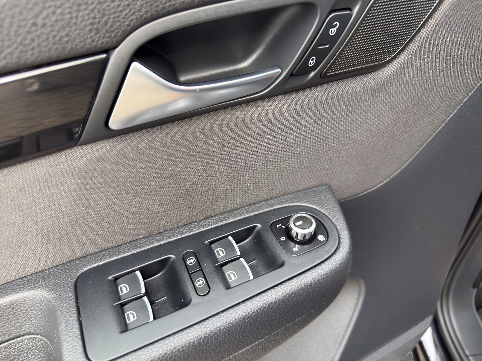 SEAT Alhambra 2.0 TDI Style Viva DSG-image-9