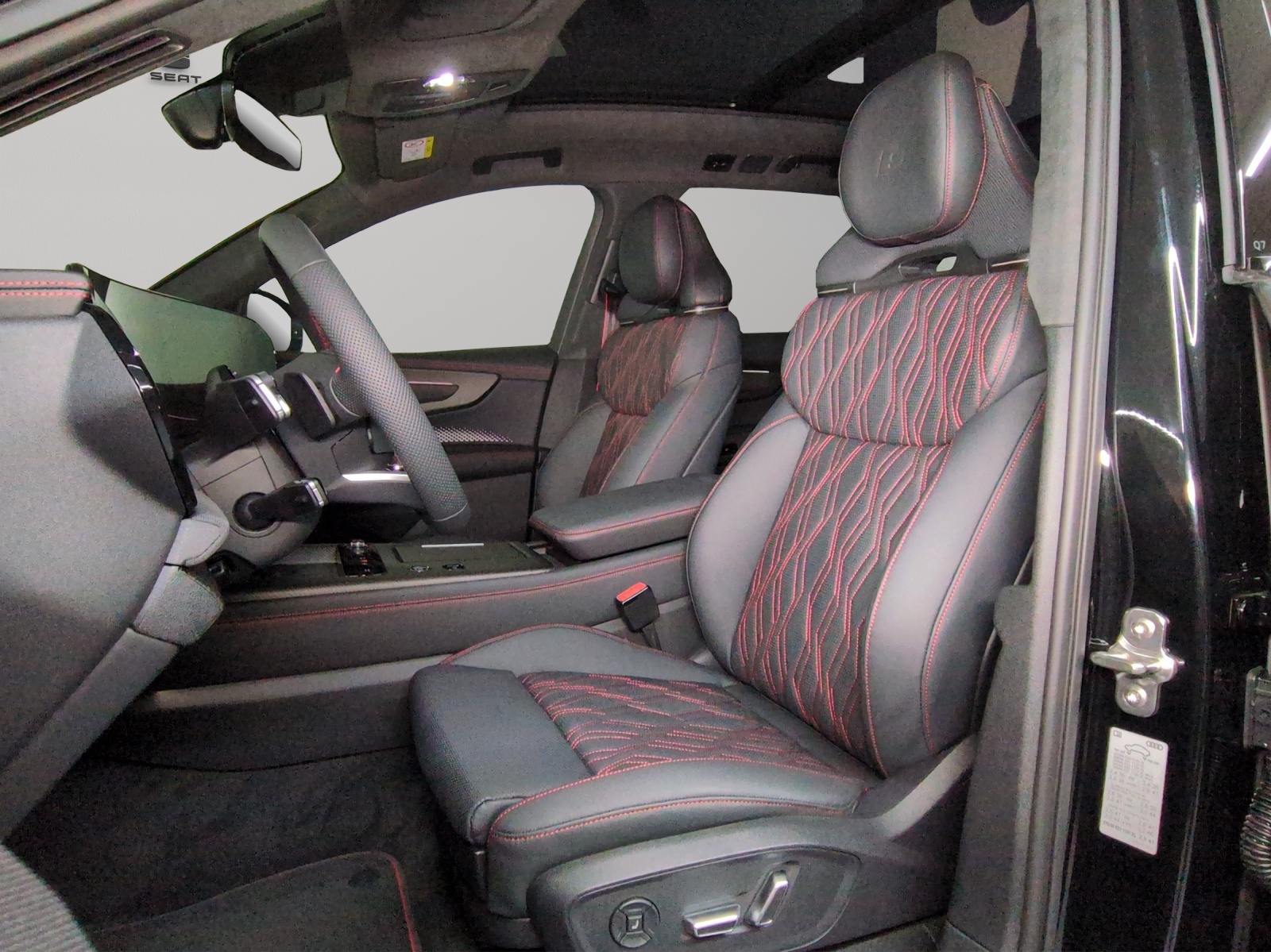AUDI Q7 SUV TDI quattro 220 kW-image-5
