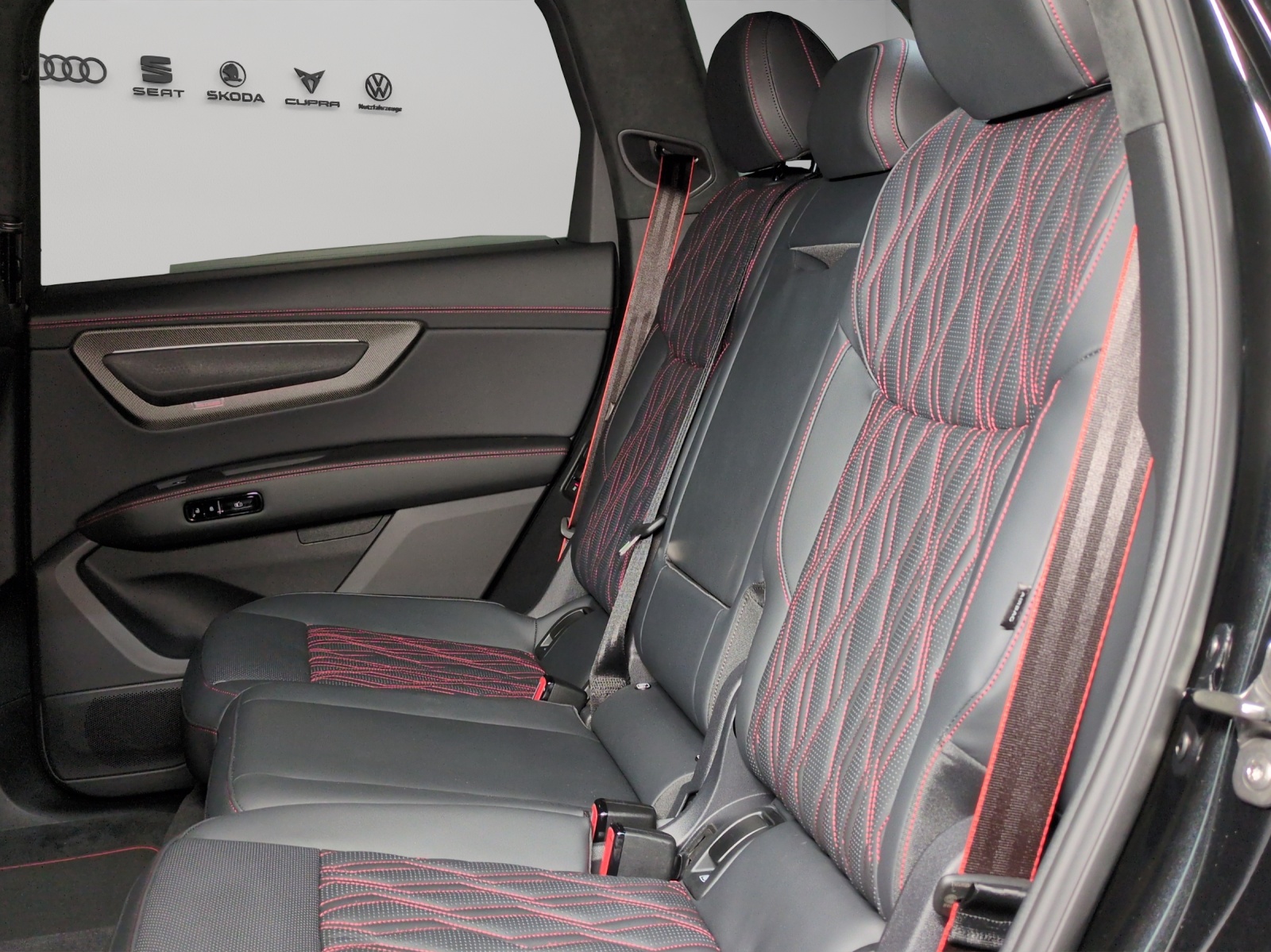 AUDI Q7 SUV TDI quattro 220 kW-image-8