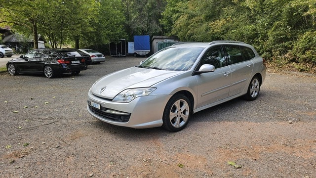 RENAULT Laguna Grandtour 2.0 dCi Expression-image-13