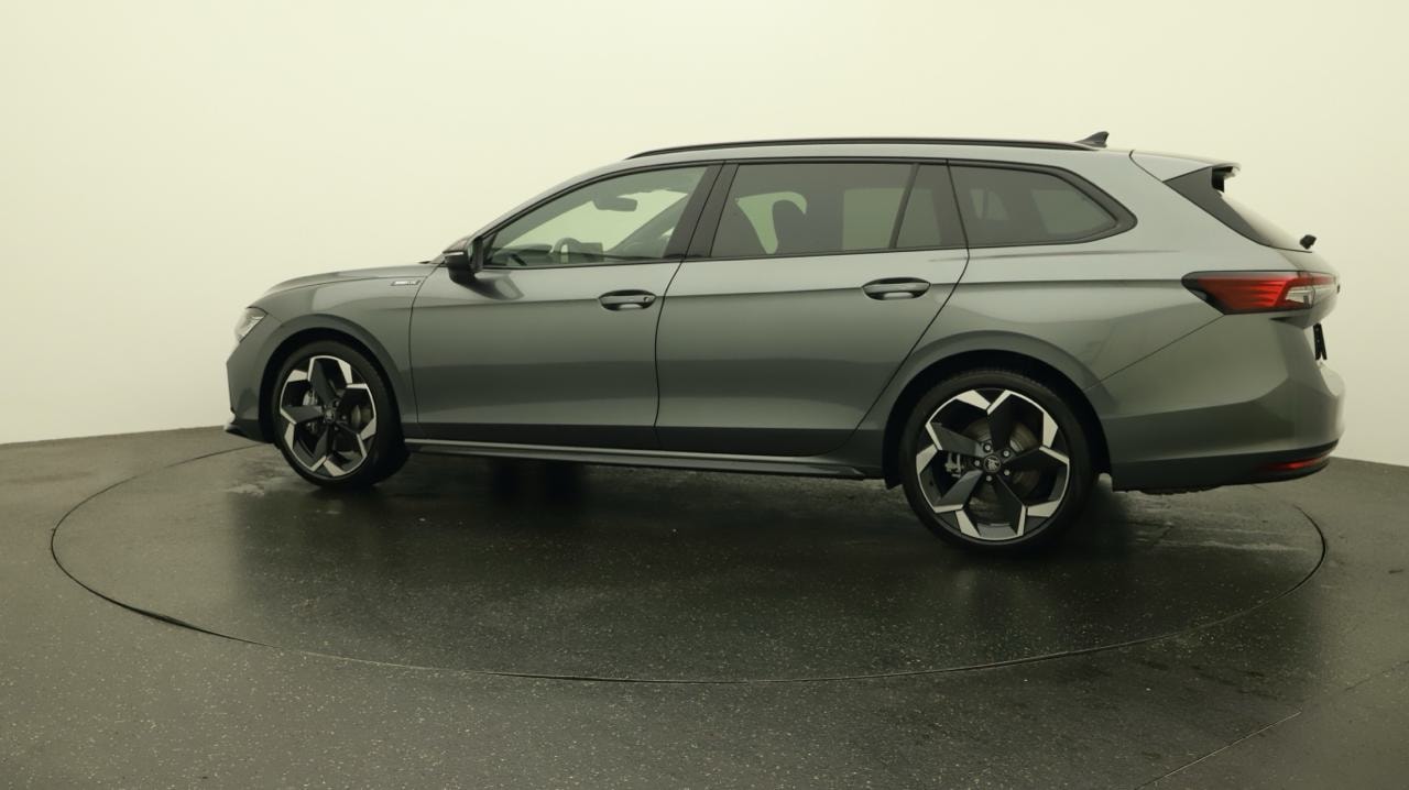 SKODA Superb Combi 2.0 TSI Sportline 4x4 DSG-image-2