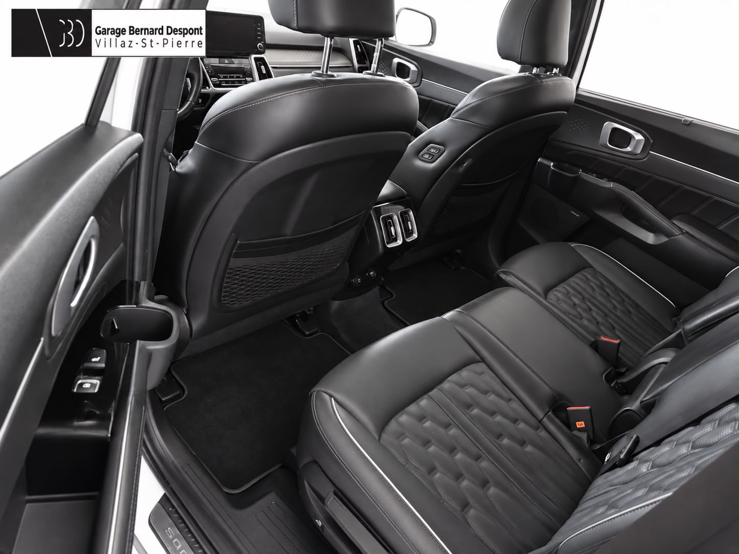 KIA Sorento 1.6 T-GDi PHEV 7P. Style Luxury-image-8