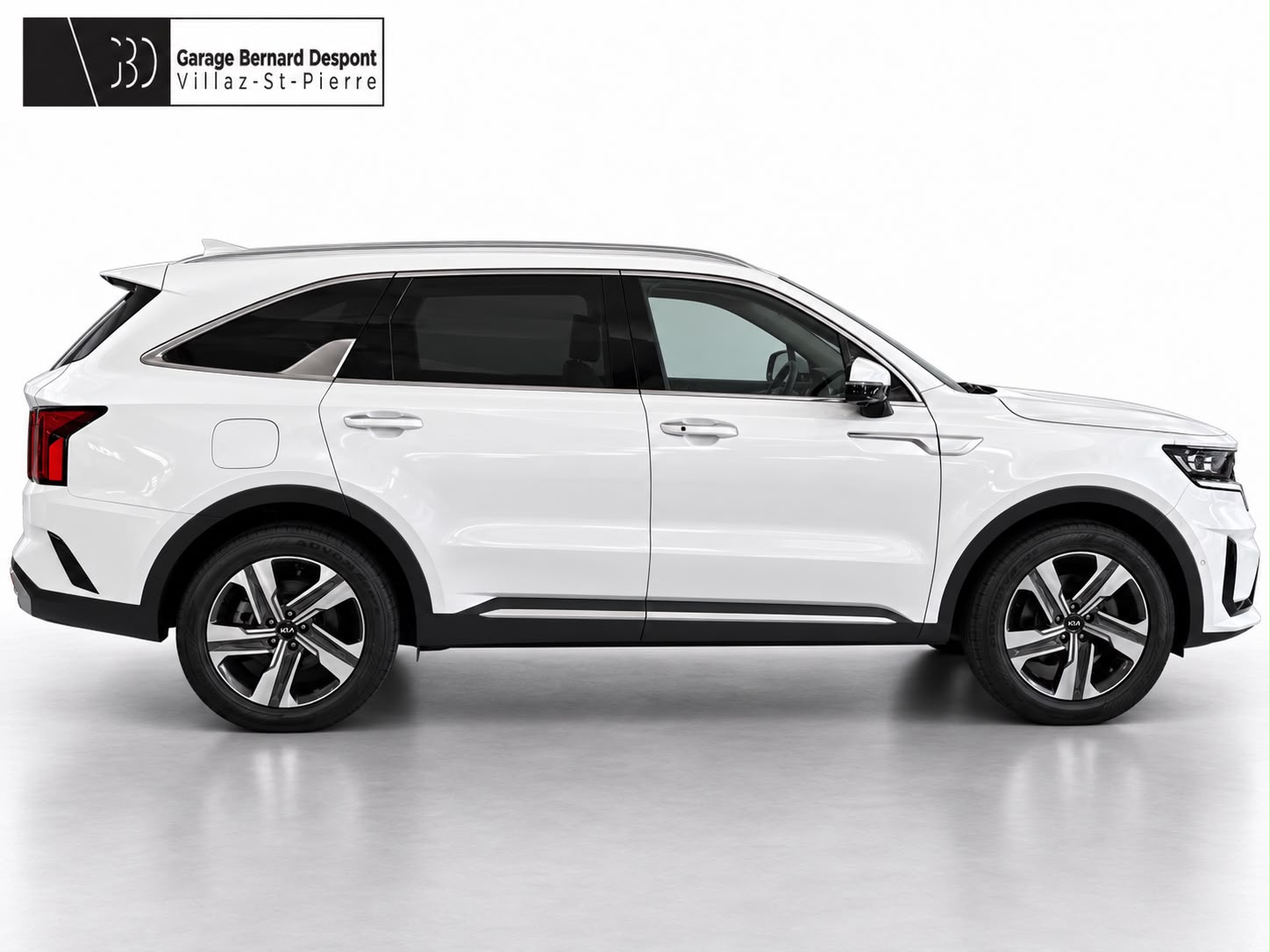 KIA Sorento 1.6 T-GDi PHEV 7P. Style Luxury-showroom-element-1