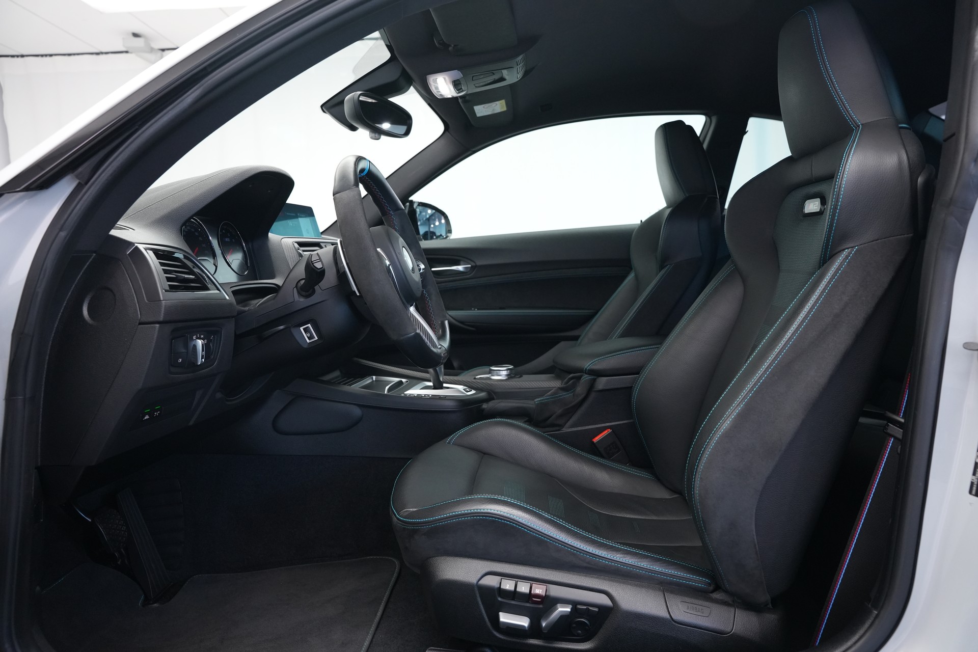 BMW M2 Competition Drivelogic *CH-Fahrzeug* *Hockenheimsilber*-image-12