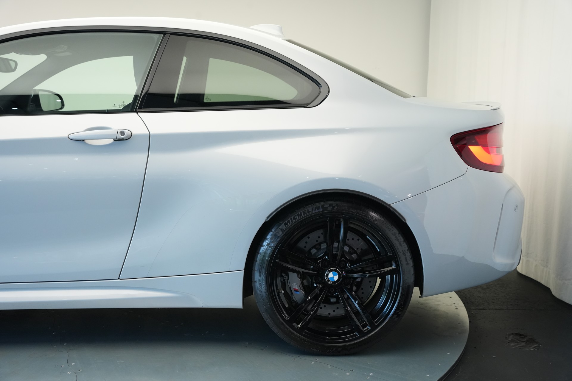 BMW M2 Competition Drivelogic *CH-Fahrzeug* *Hockenheimsilber*-image-44