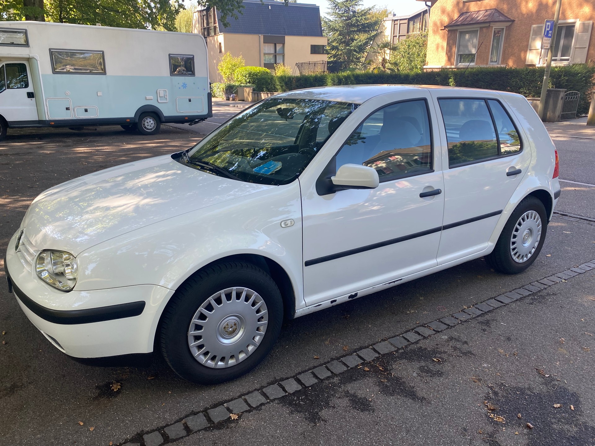 VW GOLF 4-image-3