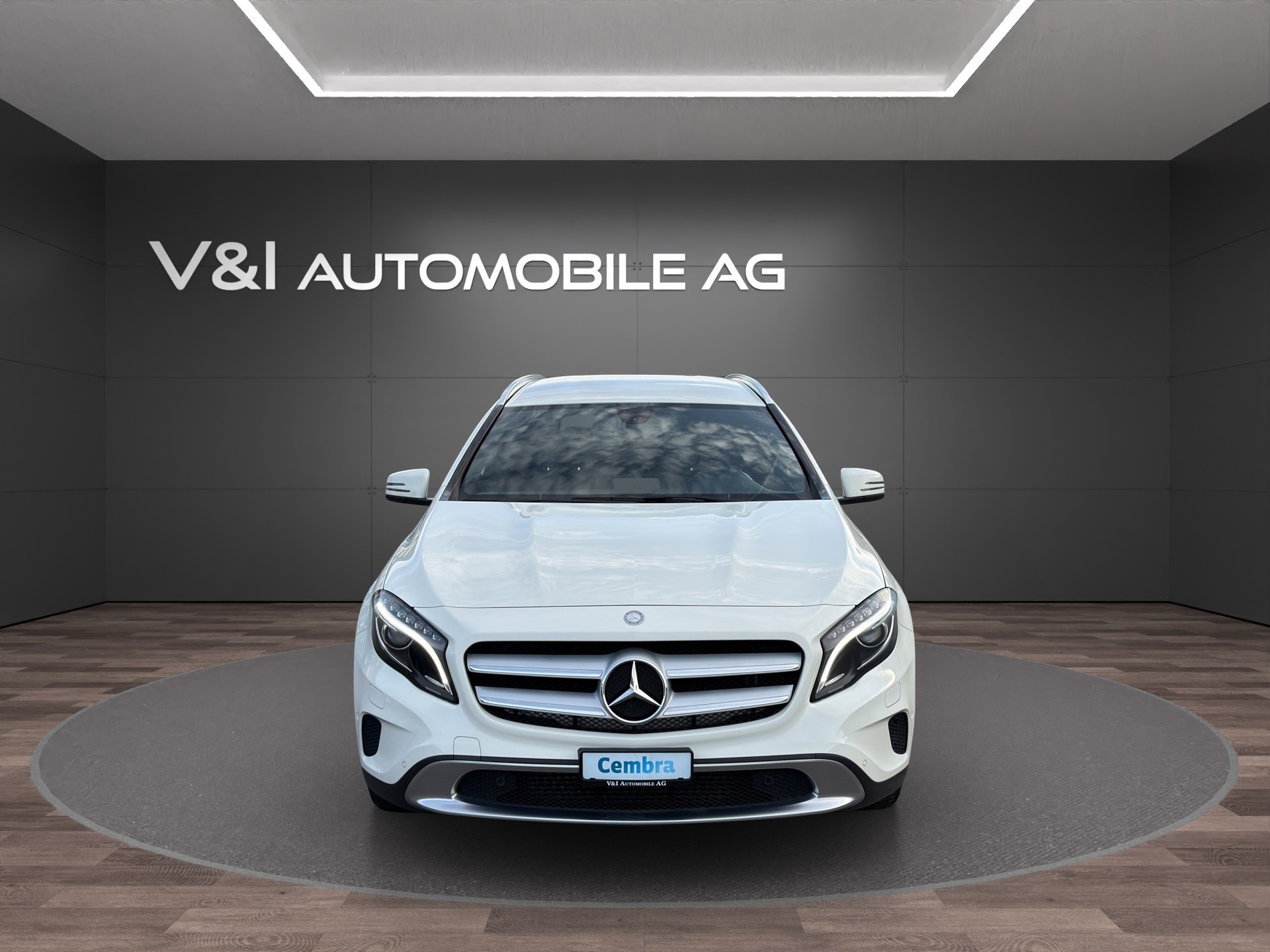 MERCEDES-BENZ GLA 220 CDI Urban 4Matic 7G-DCT-image-2
