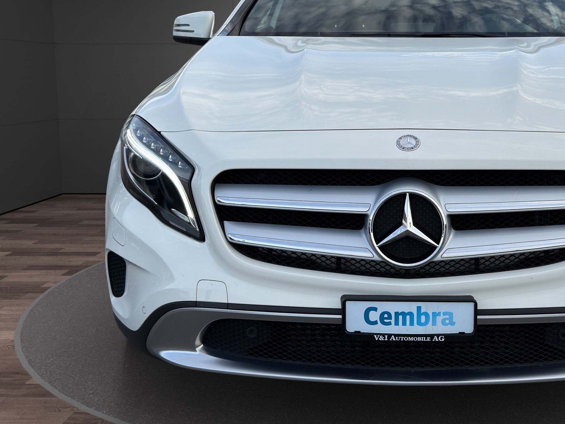 MERCEDES-BENZ GLA 220 CDI Urban 4Matic 7G-DCT-image-8