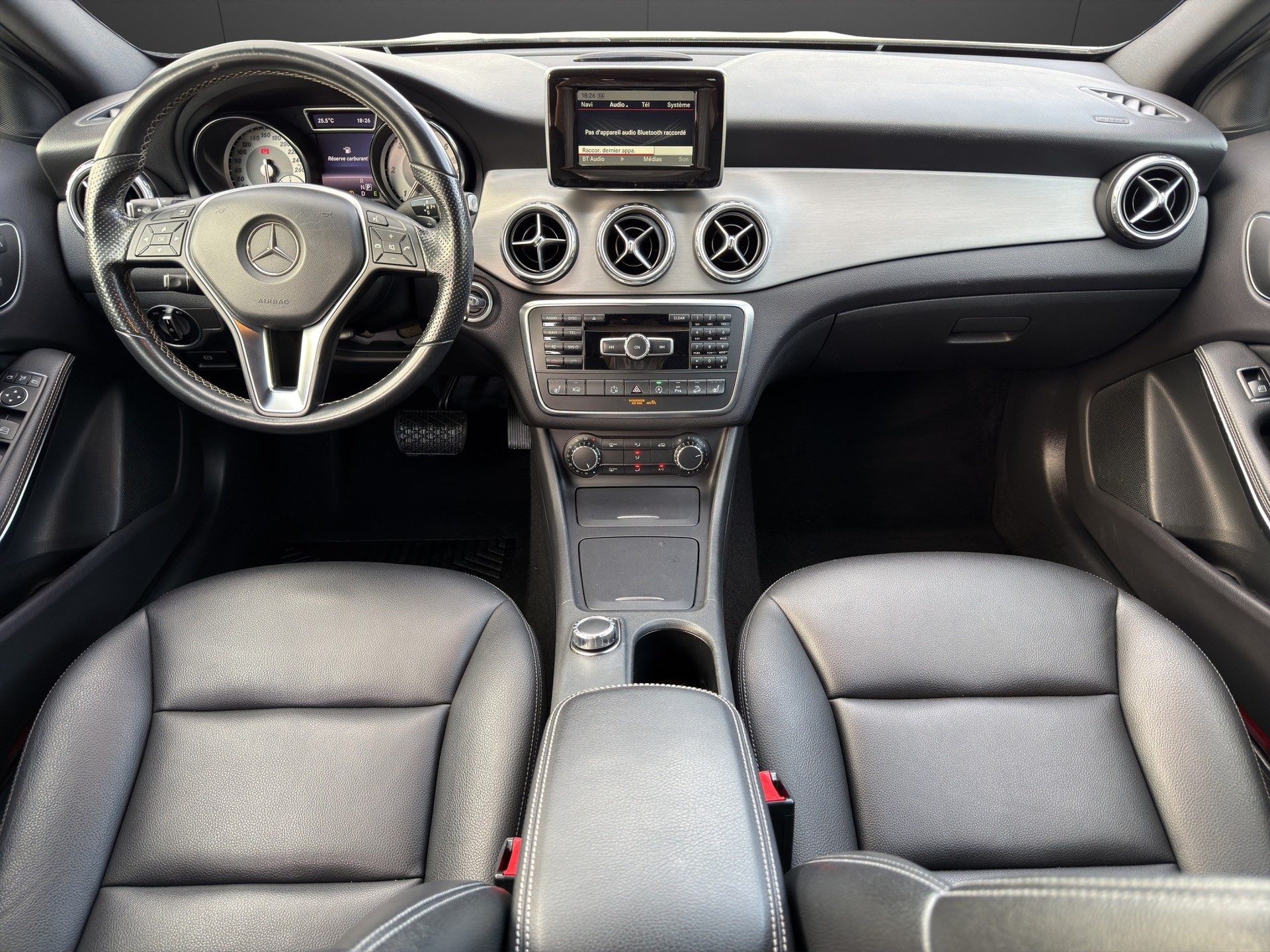 MERCEDES-BENZ GLA 220 CDI Urban 4Matic 7G-DCT-image-10