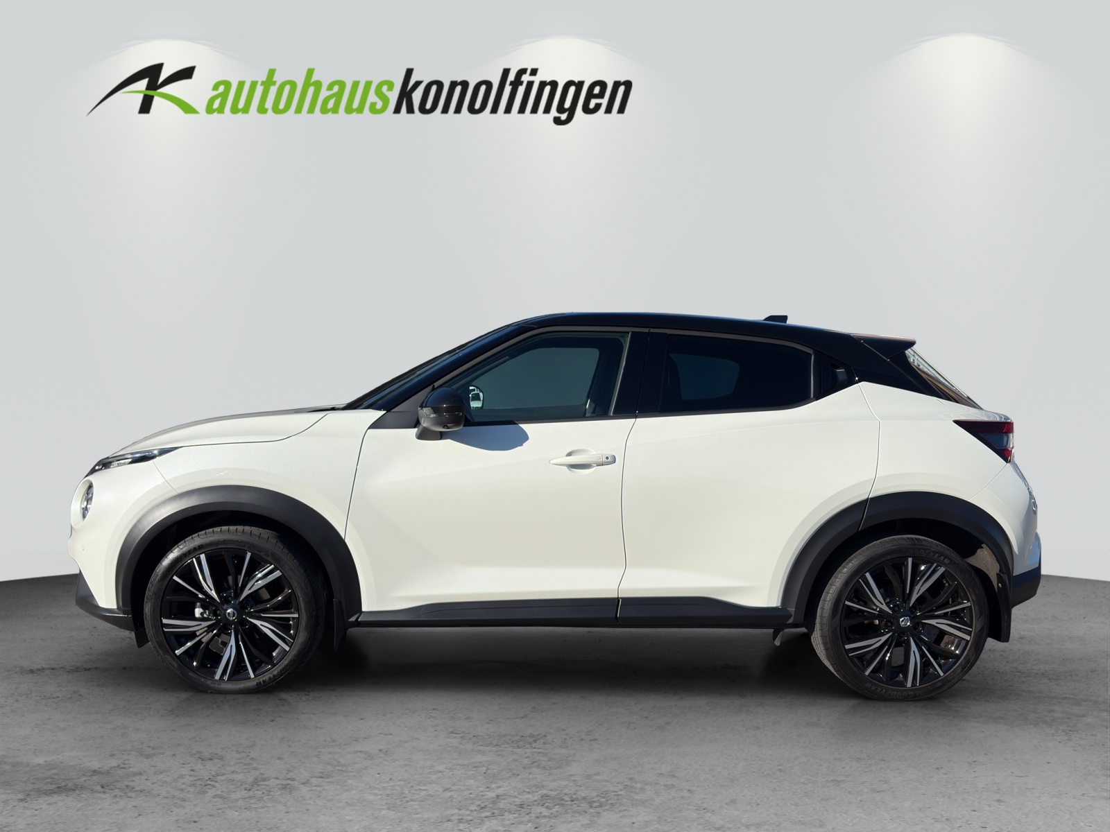 NISSAN Juke 1.0 DIG-T Tekna-image-1