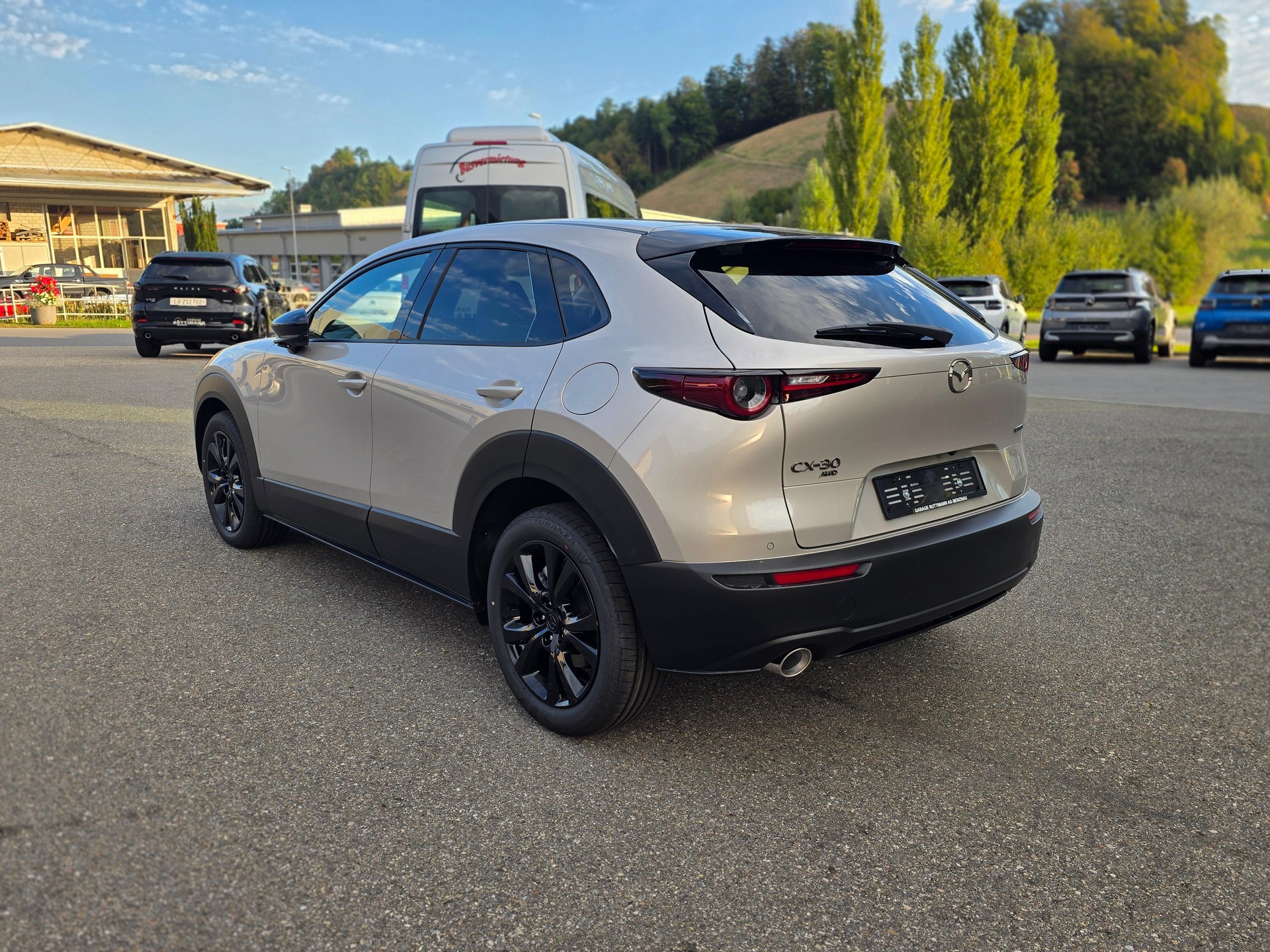 MAZDA CX-30 2.0 186 Makoto AWD-image-2