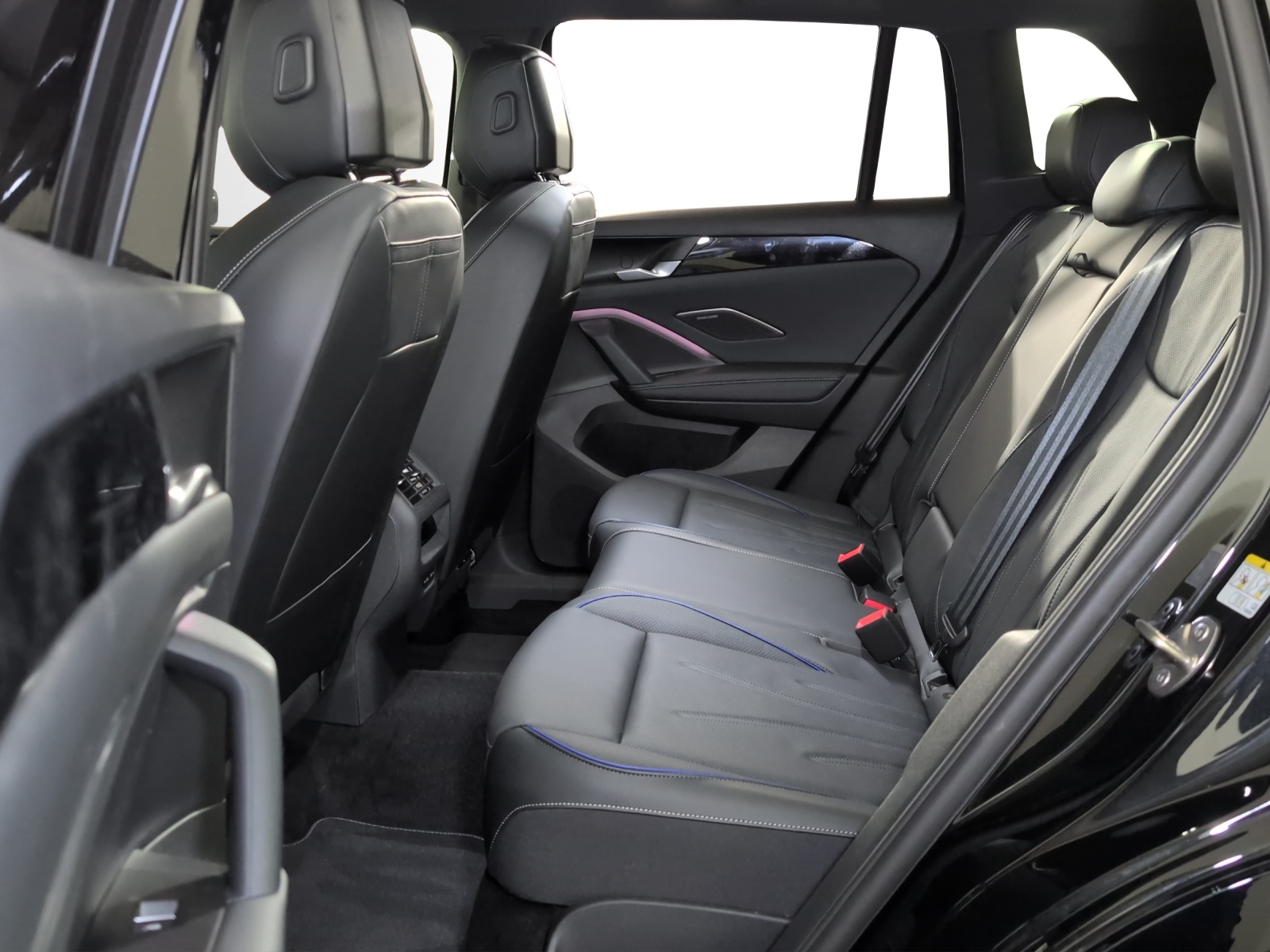 VW Tiguan 2.0 TSI DSG R-Line 4Motion-image-7