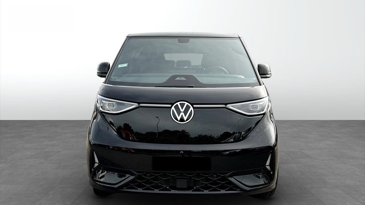 VW ID.Buzz LWB GTX 4 Motion-image-1