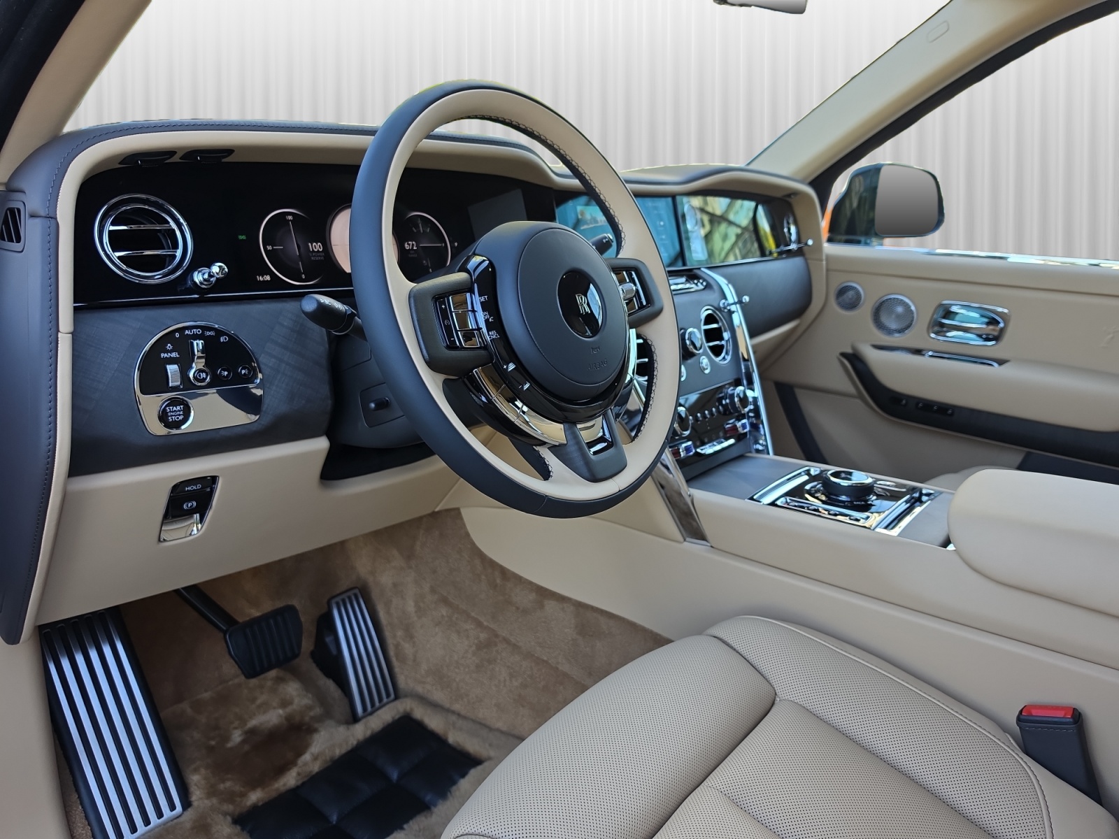 ROLLS-ROYCE Cullinan Serie II - Silver Badge - Neuwagen-image-7