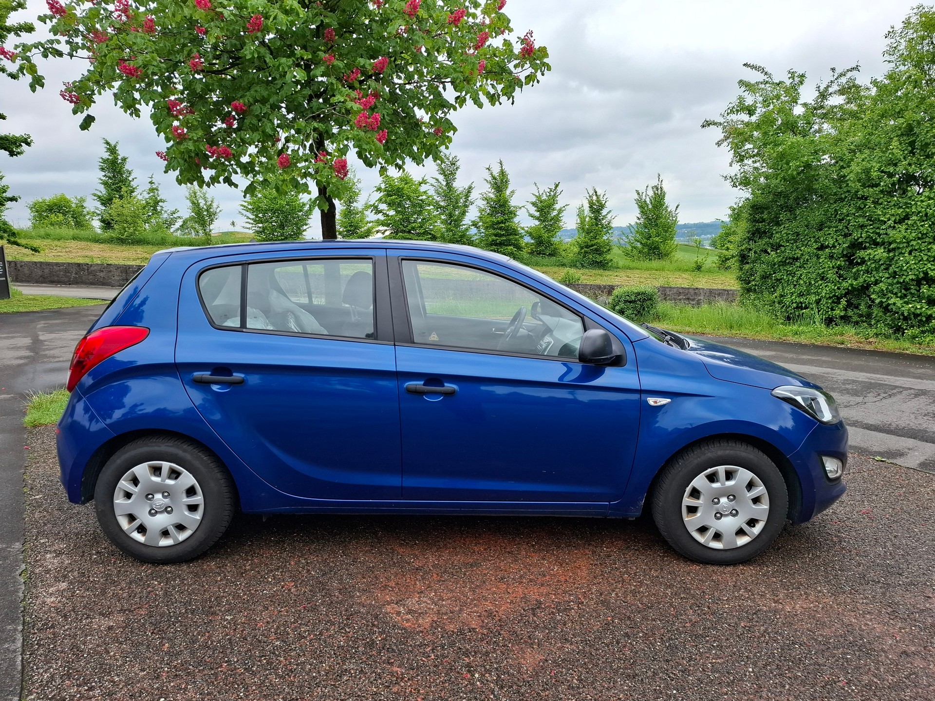 HYUNDAI i20-image-4