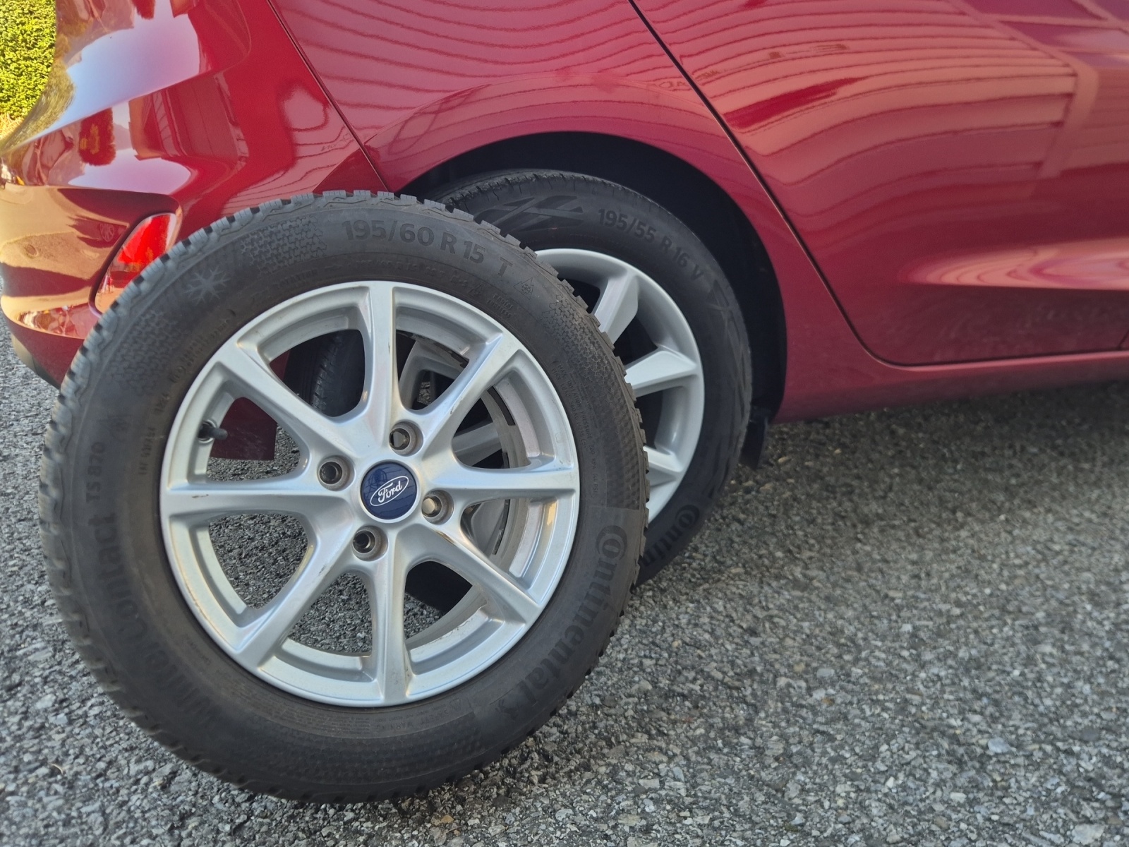 FORD Fiesta 1.0 EcoB 125 Cool & Connect-image-8