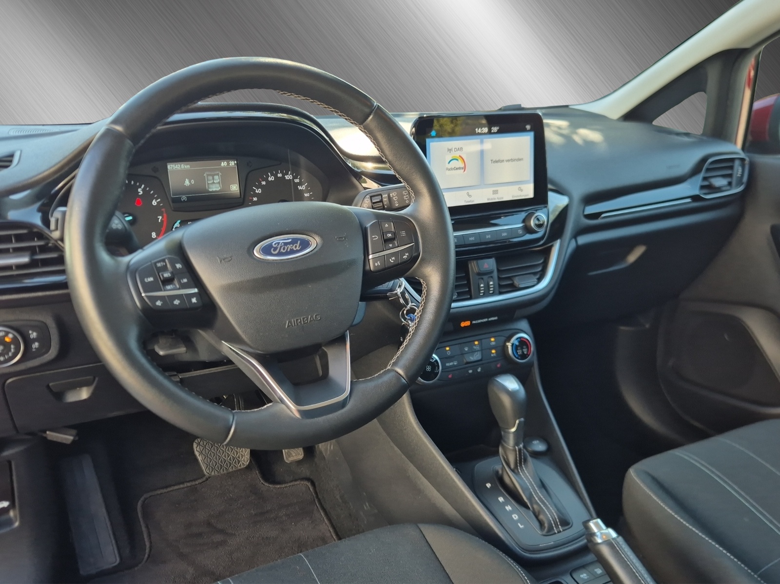 FORD Fiesta 1.0 EcoB 125 Cool & Connect-image-11