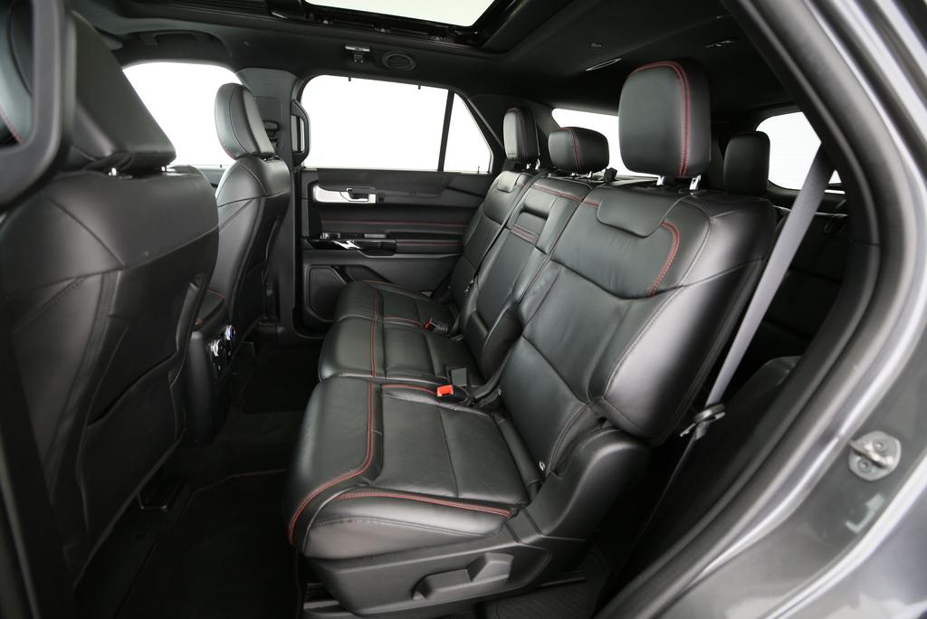 FORD Explorer 3.0 V6 Plug-in Hybrid ST-Line-image-10