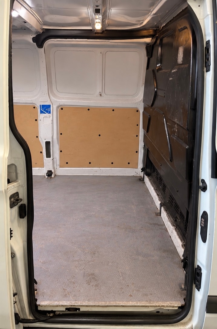 FORD Transit Custom Van 320 L2H1 Trend-image-14