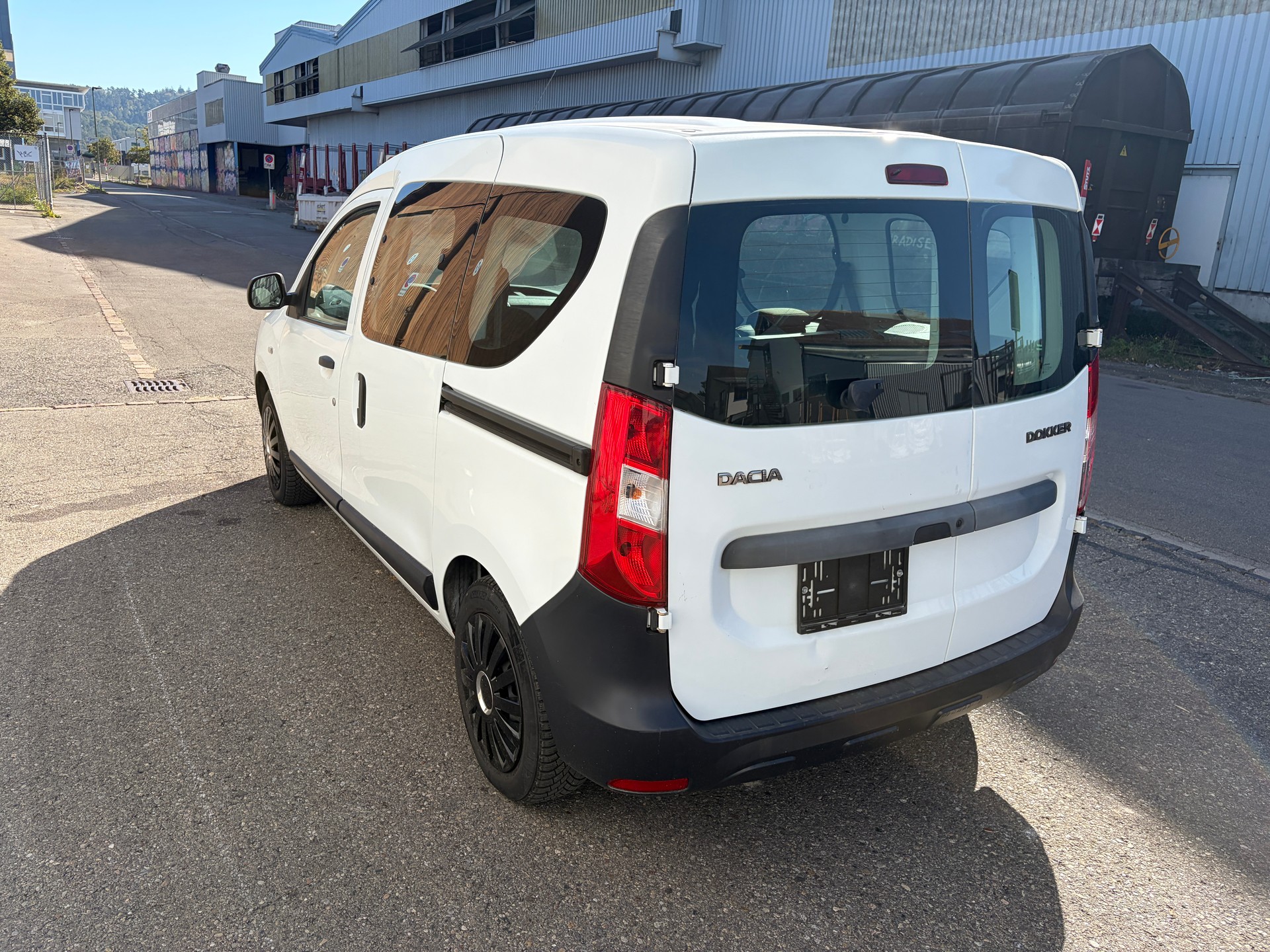 DACIA Dokker 1.6 Ambiance-image-3