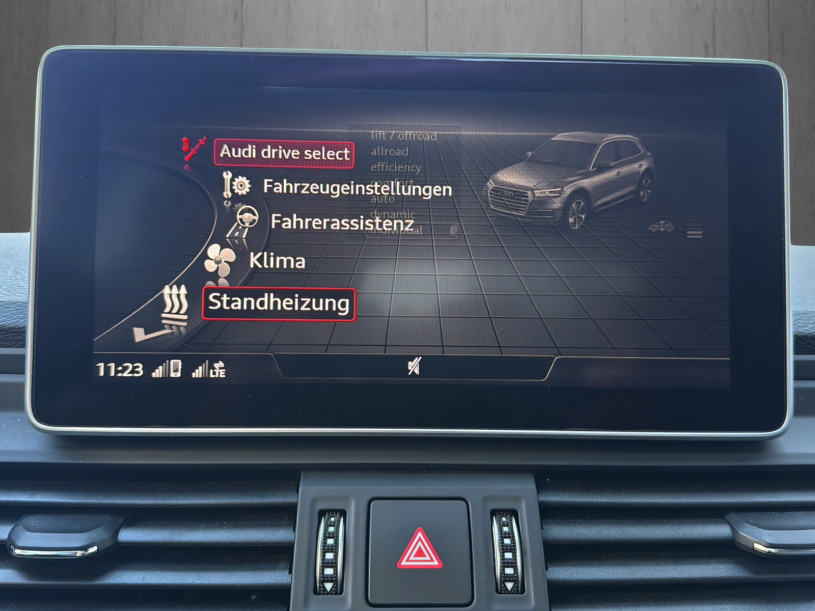 AUDI SQ5 TDI quattro*Vollausstattung*-image-12