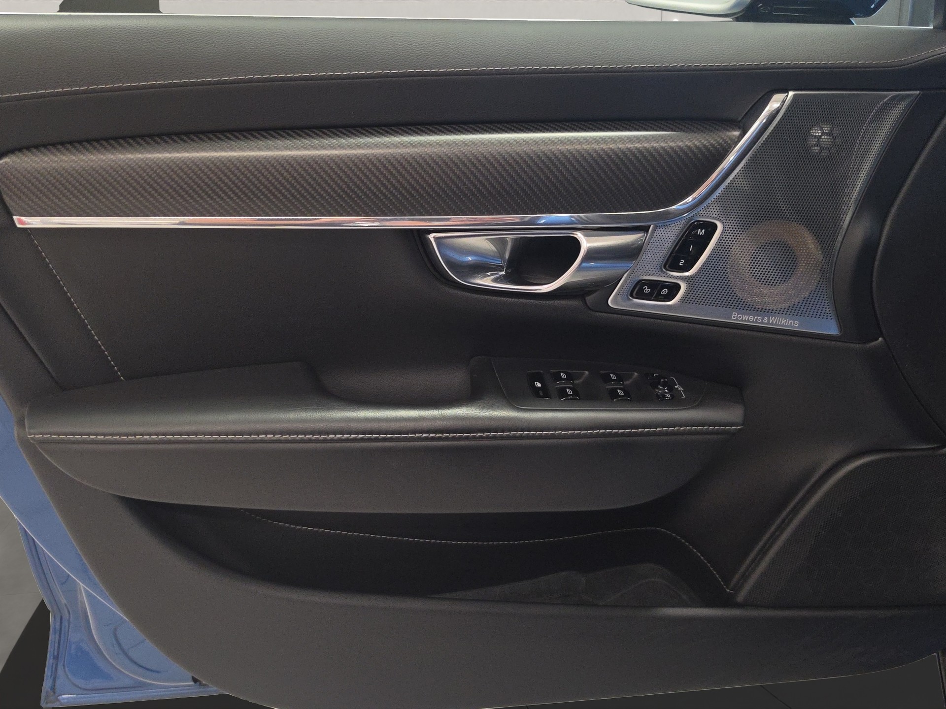 VOLVO V90 2.0 T8 TE R-Design AWD-image-15