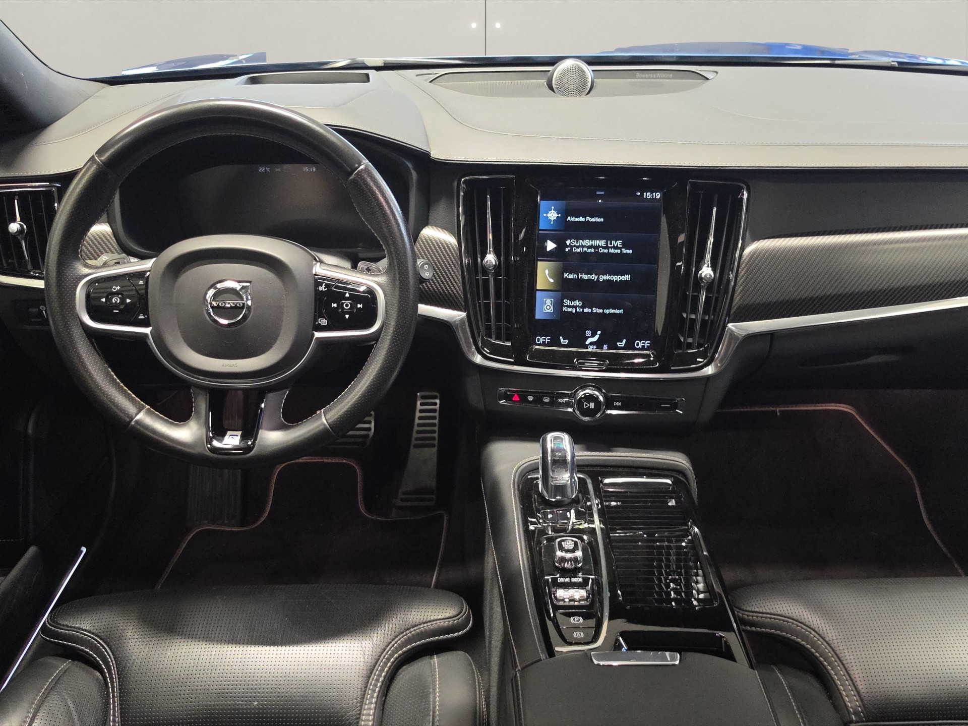 VOLVO V90 2.0 T8 TE R-Design AWD-image-11