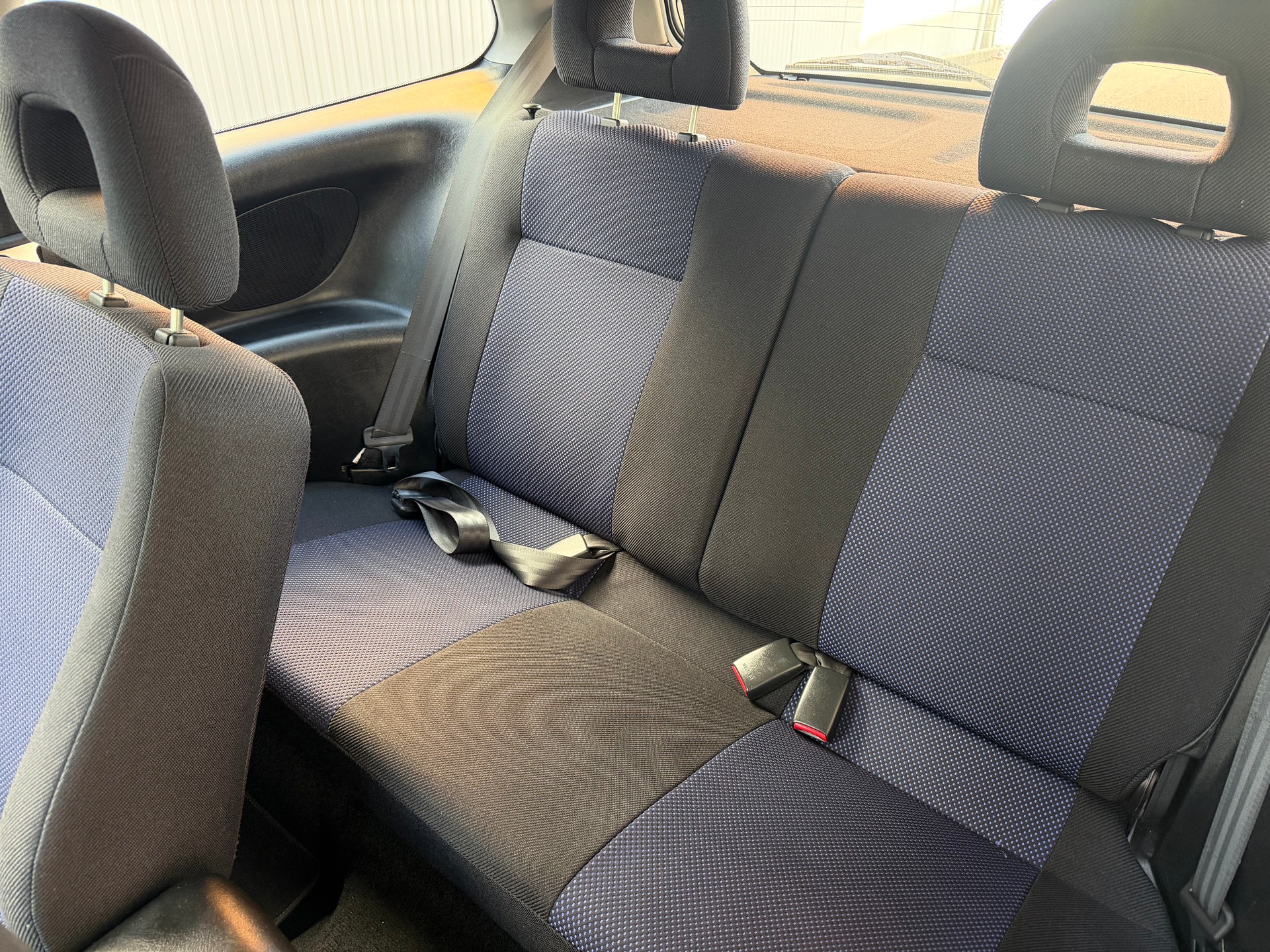 MITSUBISHI Colt 1.3 16V SILVER 25-image-9