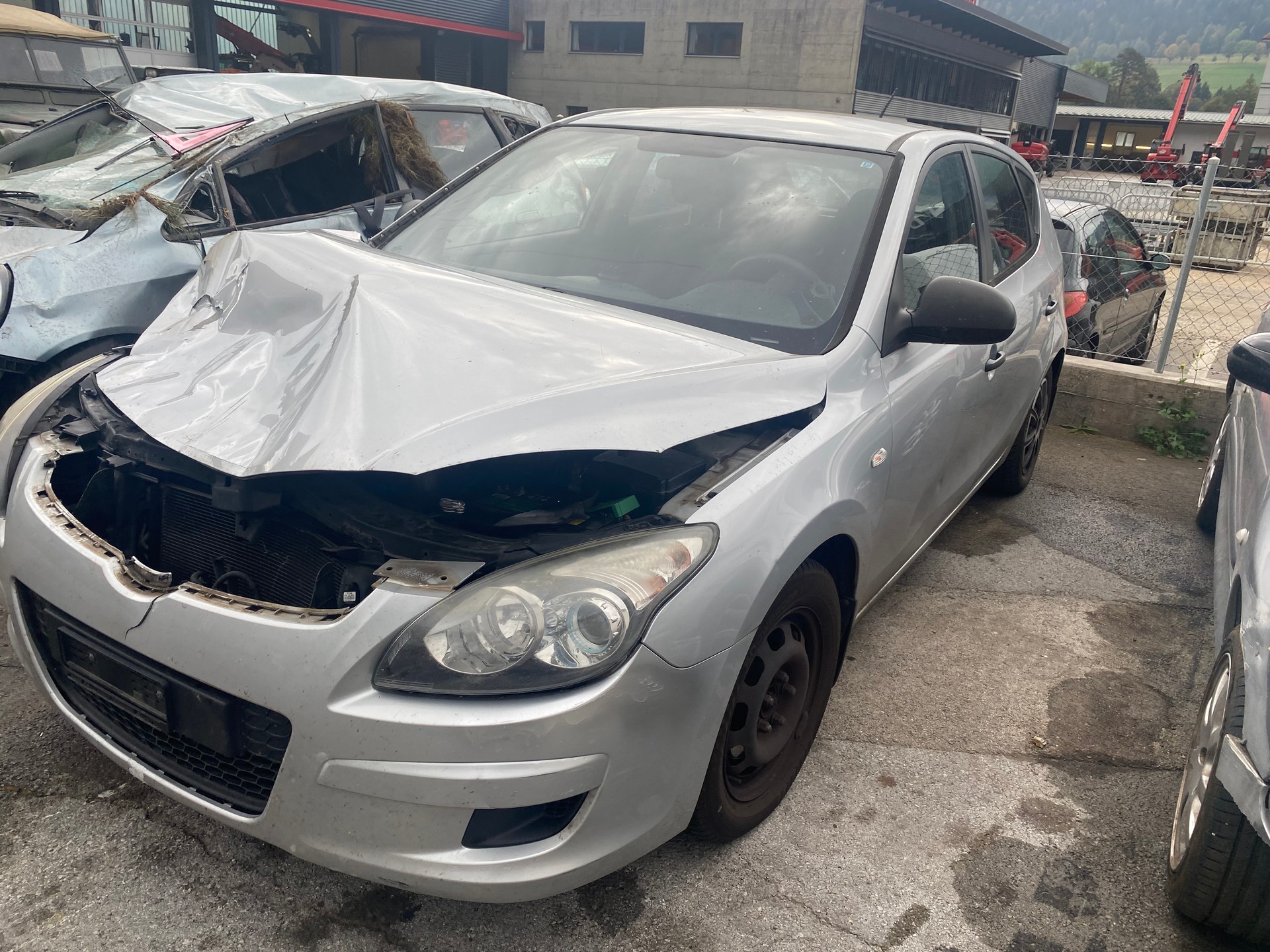 HYUNDAI i30 1.4 Comfort-image-1