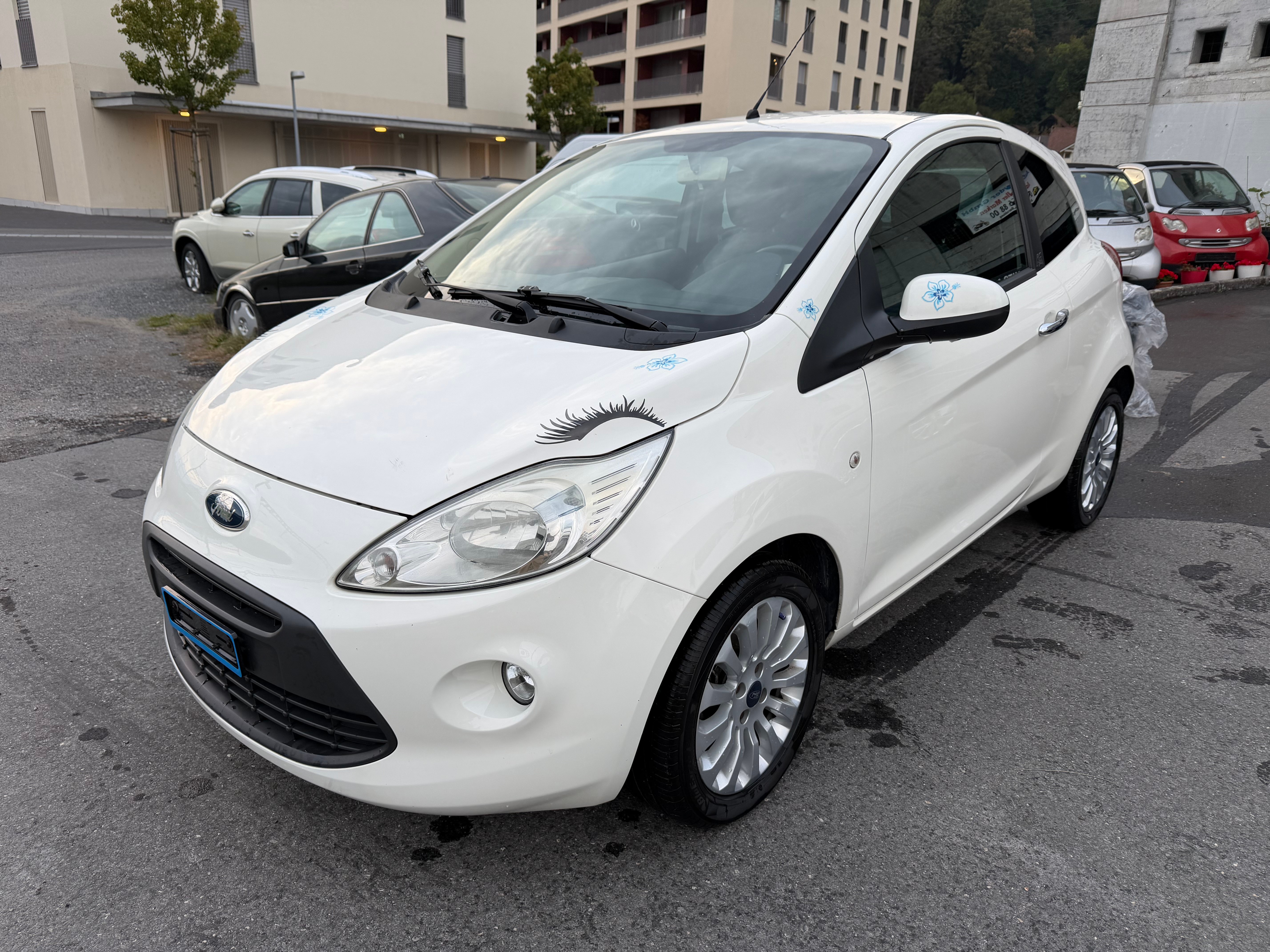 Car photo