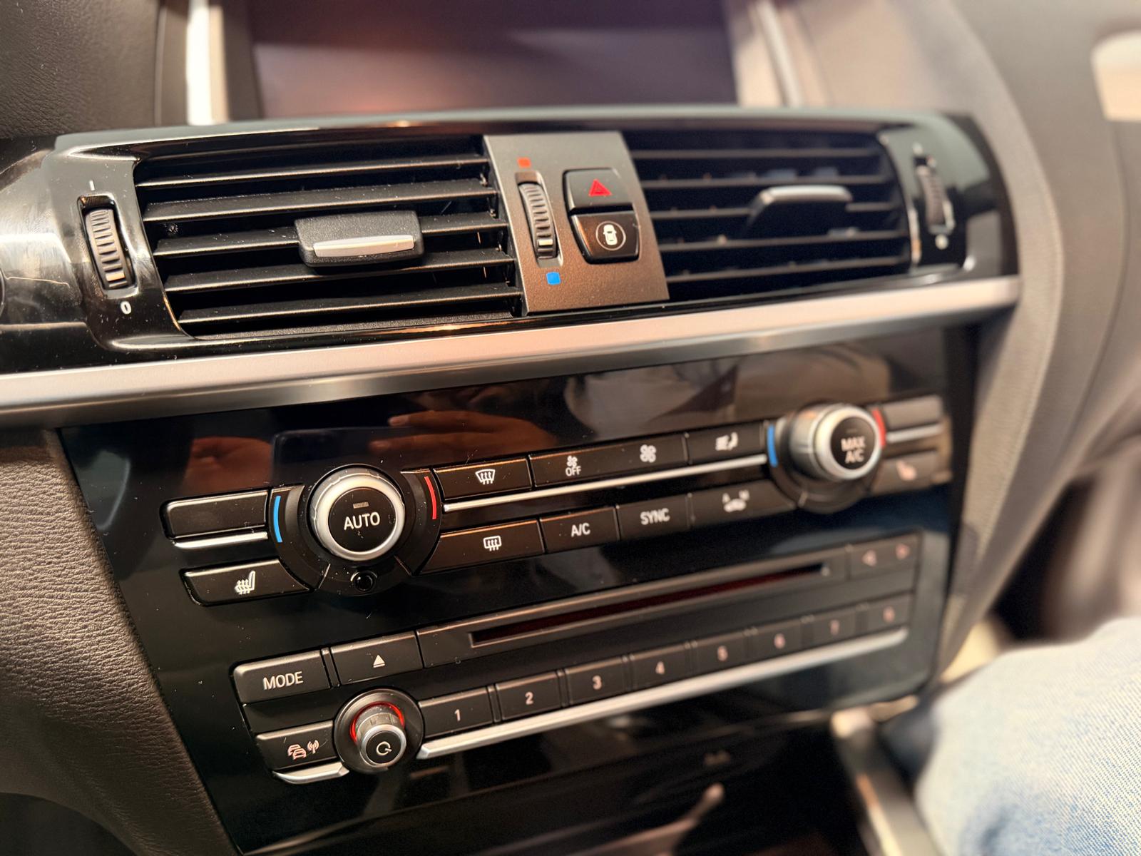 BMW X4 M 40i Steptronic-image-18