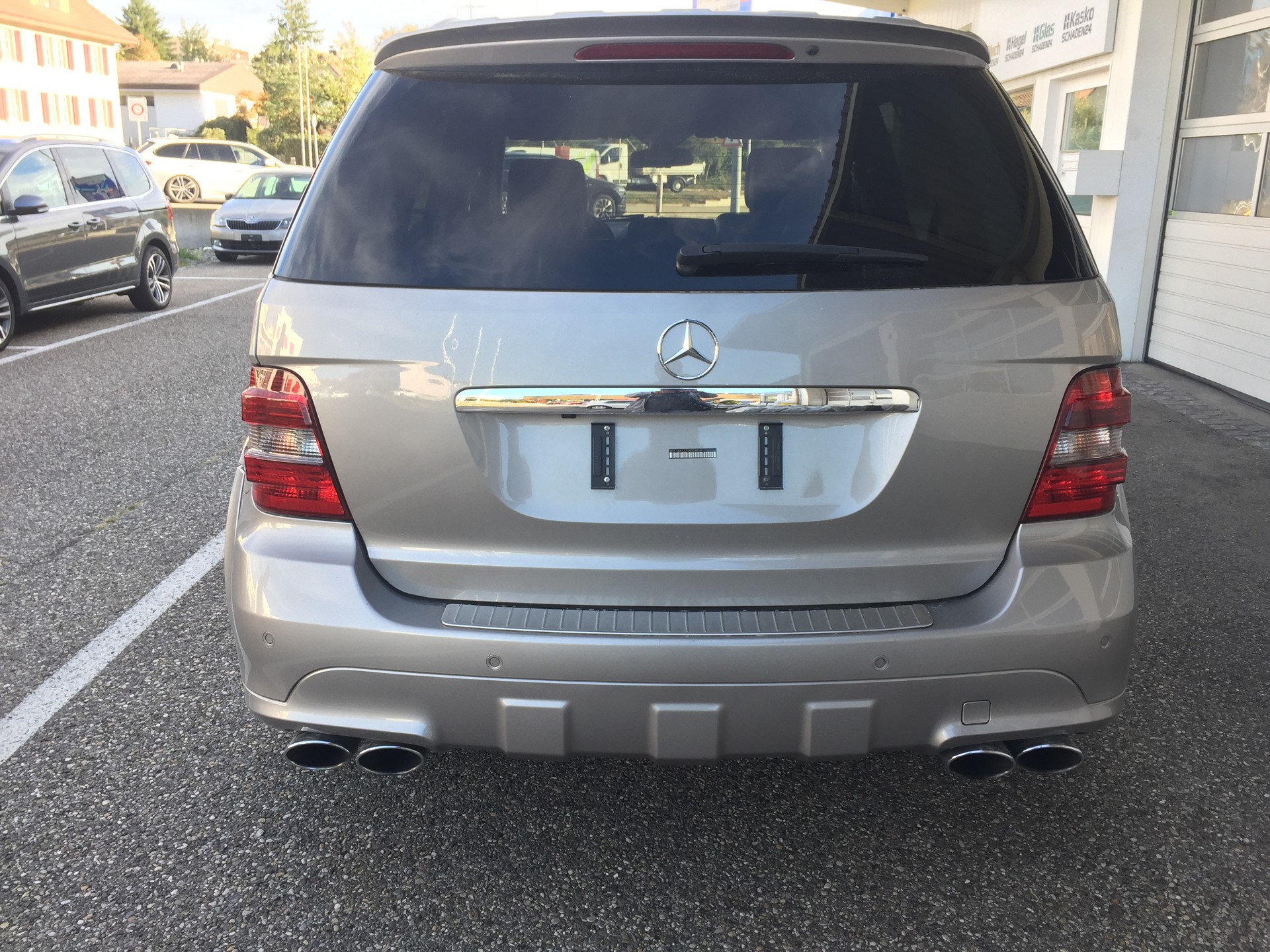 MERCEDES-BENZ ML 63 AMG 4Matic 7G-Tronic-image-3