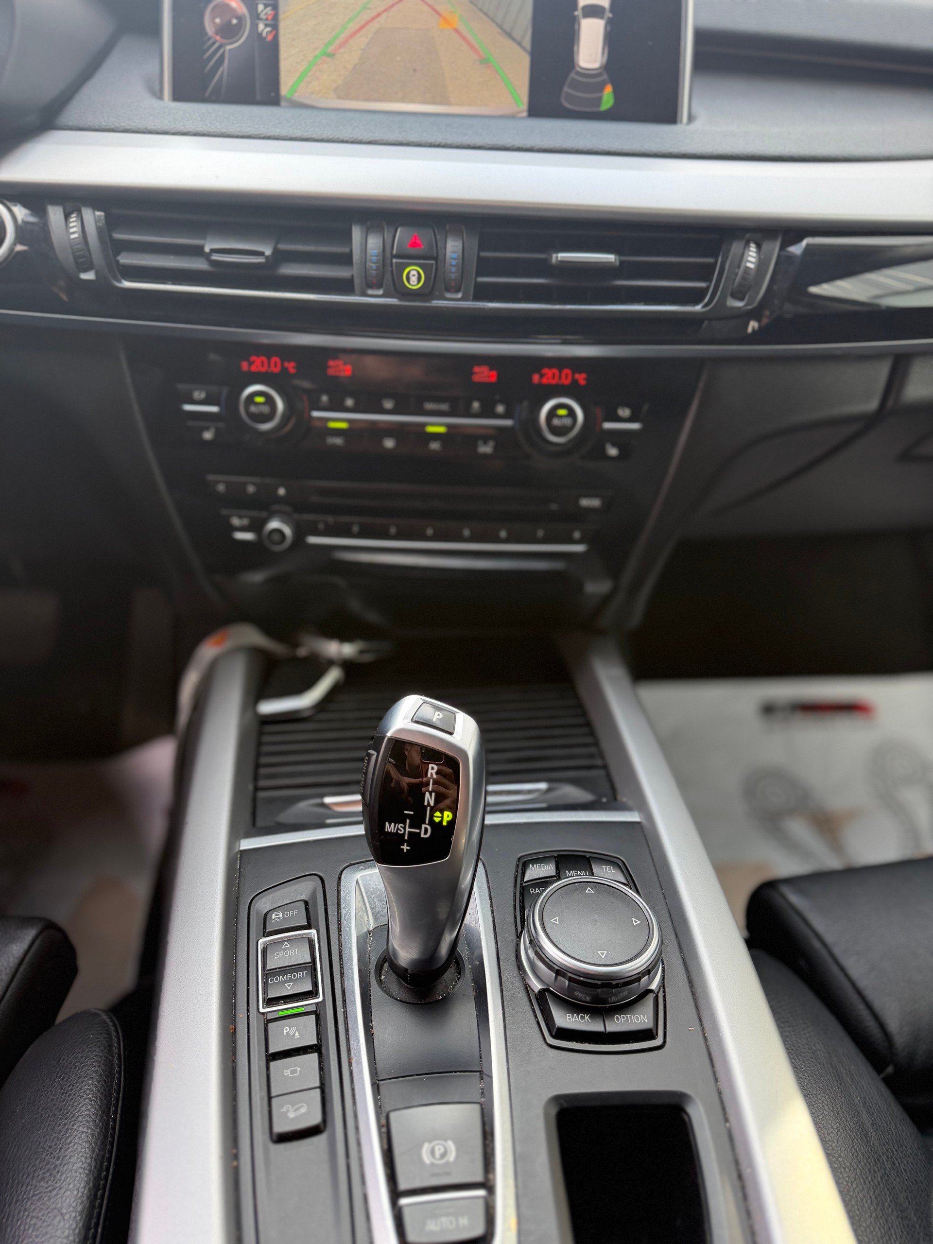 BMW X5 xDrive 30d Steptronic ** 7 Plätze *-image-12