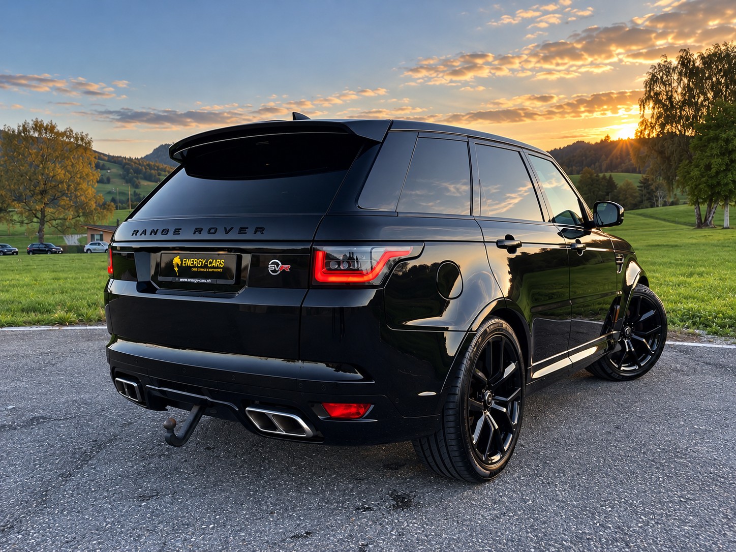 LAND ROVER Range Rover Sport 575 5.0 V8 S/C SVR Automatic-image-2