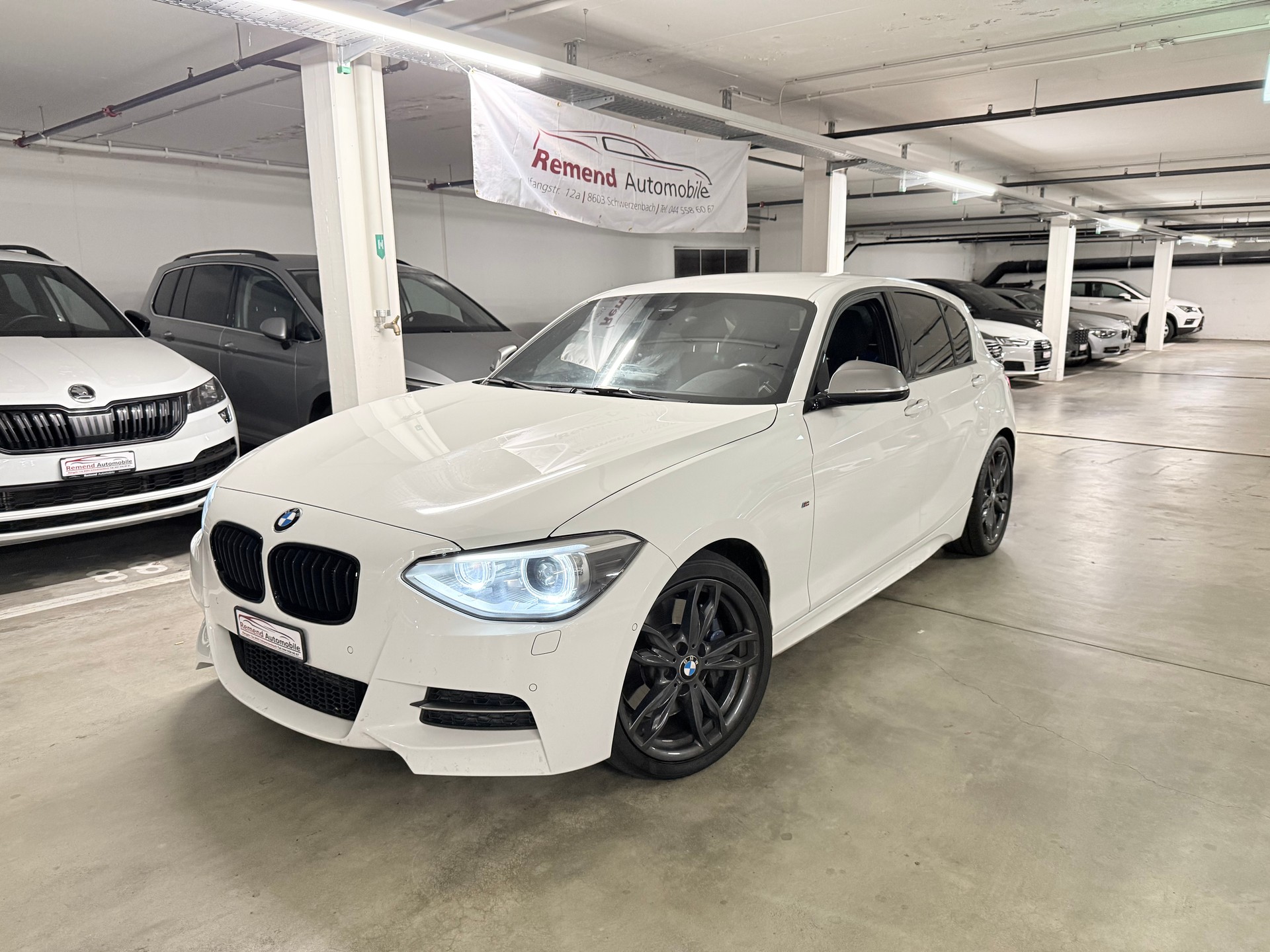 BMW M135i xDrive Steptronic-image-1