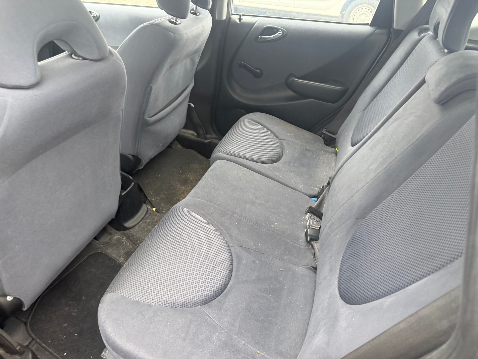 HONDA Jazz 1.4i ES-image-1
