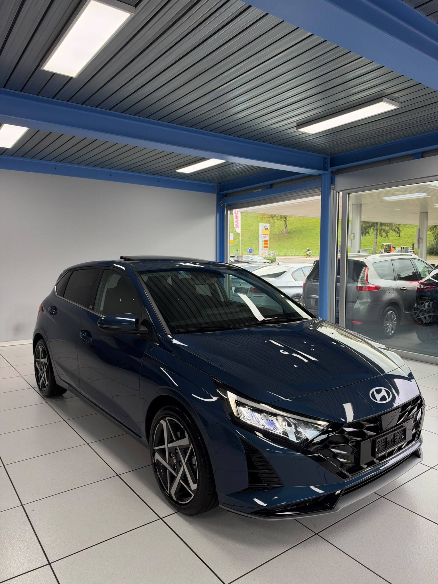 Car photo