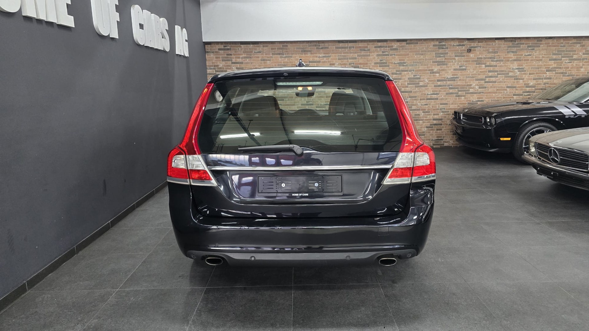 VOLVO V70 T5 Momentum Geartronic-image-5