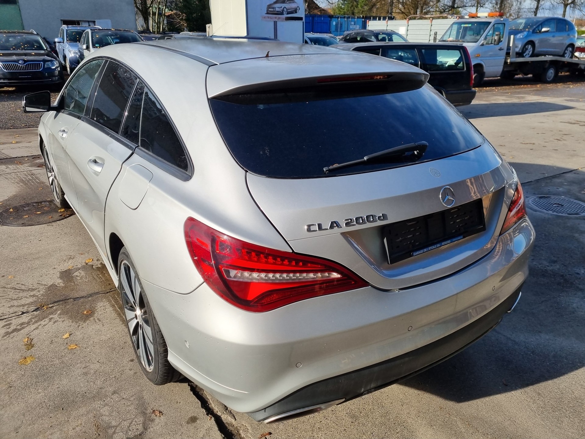MERCEDES-BENZ CLA Shooting Brake 200 d-image-6