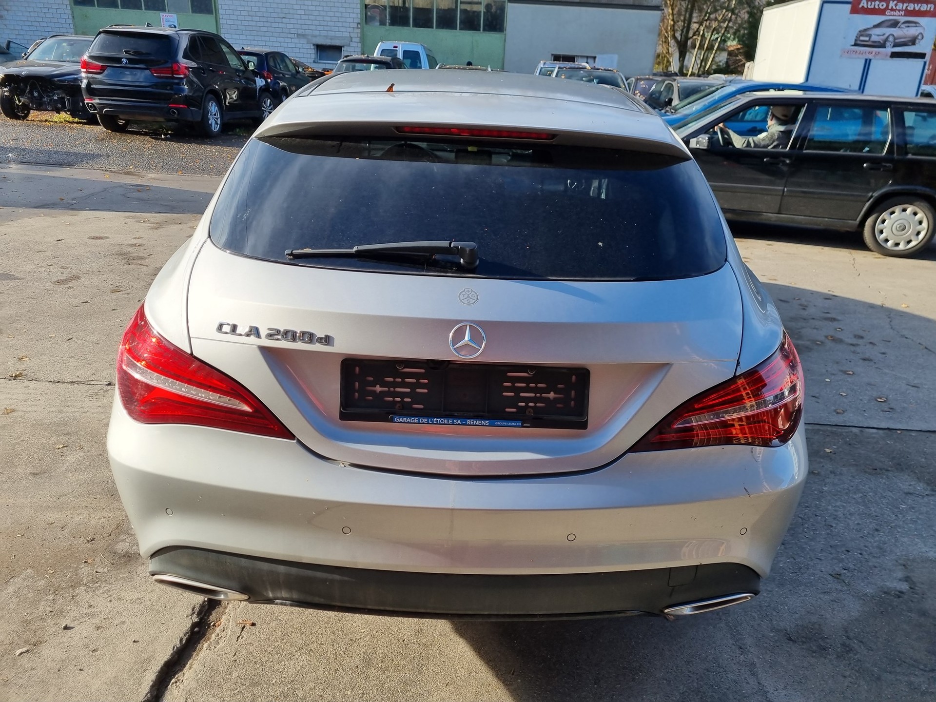 MERCEDES-BENZ CLA Shooting Brake 200 d-image-7
