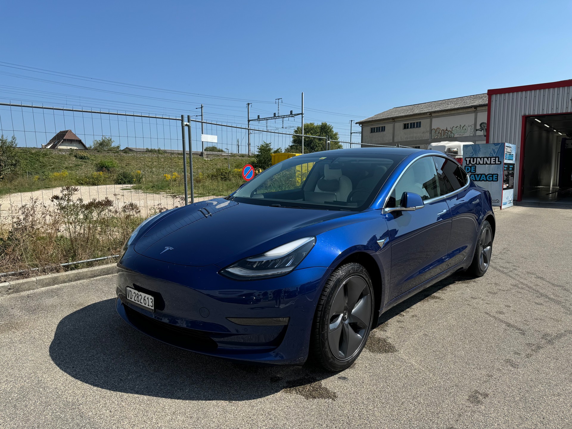 TESLA Model 3 Long Range Dual Motor AWD-image-0