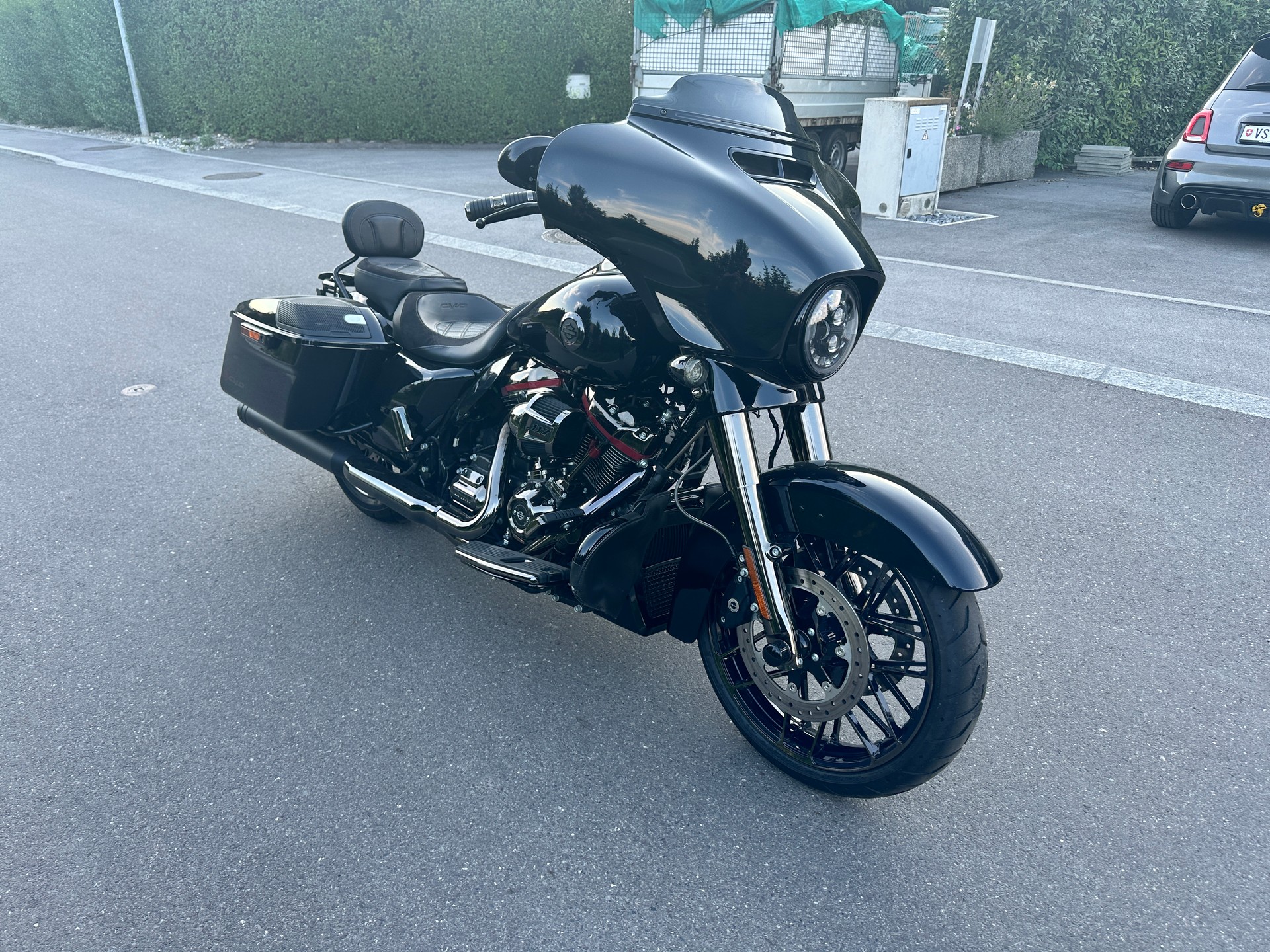 HARLEY-DAVIDSON FLHXSE Street Glide CVO 117-image-1