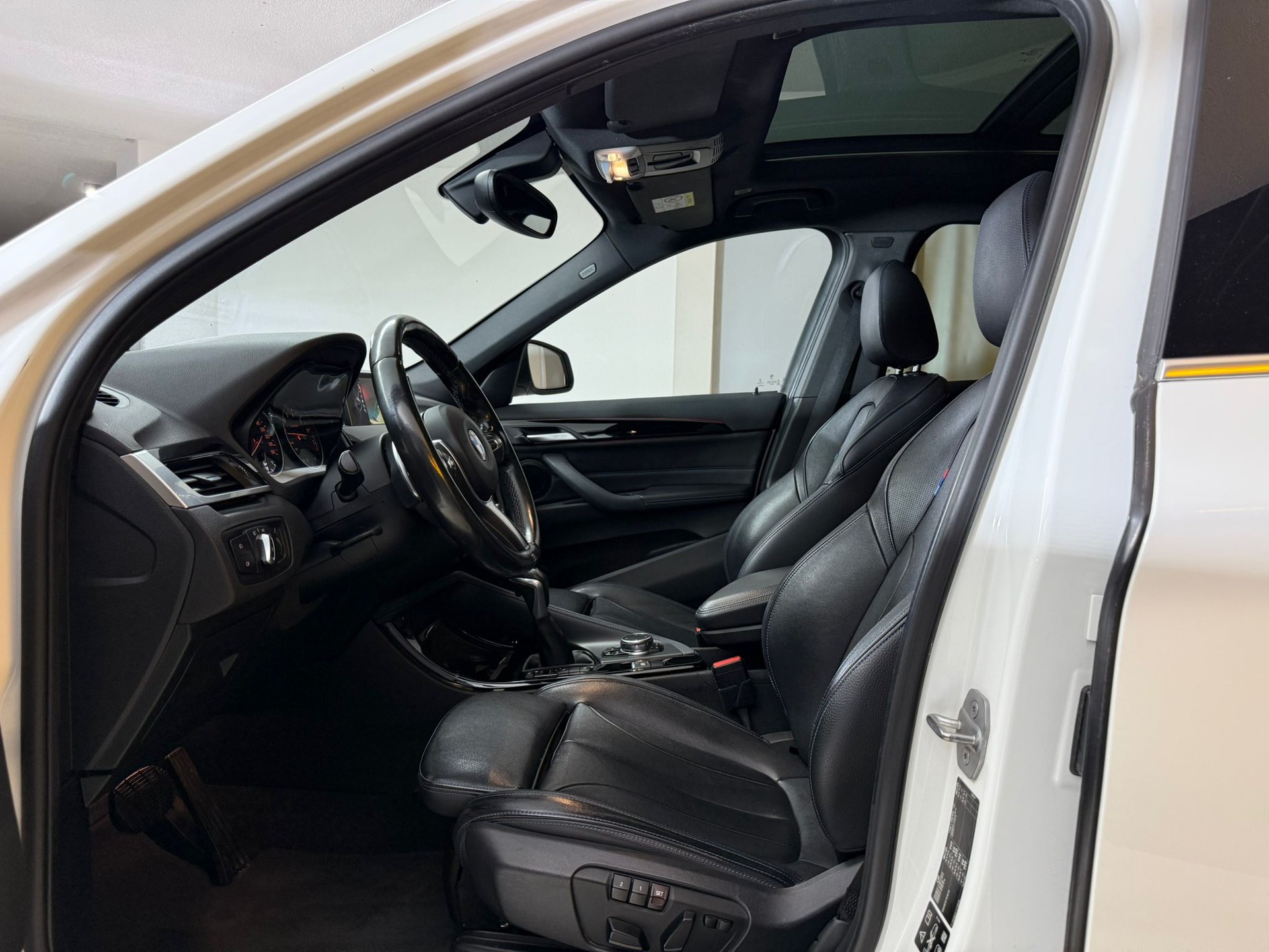 BMW X1 xDrive 25i M Sport Steptronic-image-6