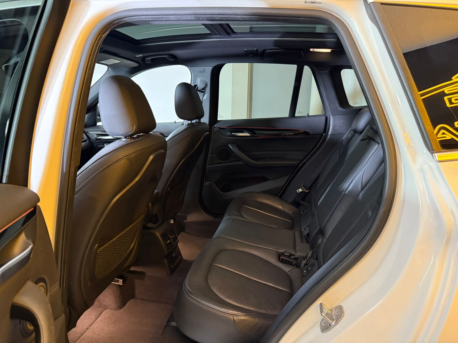 BMW X1 xDrive 25i M Sport Steptronic-image-7
