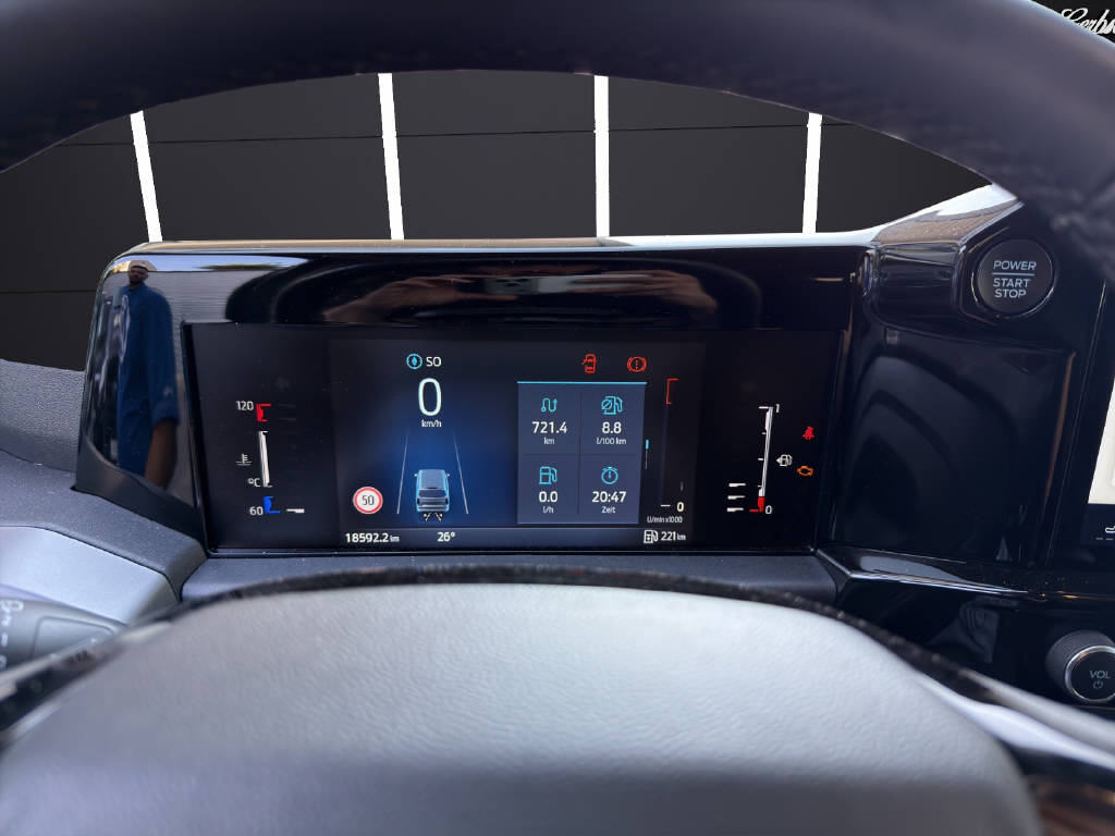FORD Tourneo Custom 320 L1 2.0 EcoBlue 136 Titanium-image-13