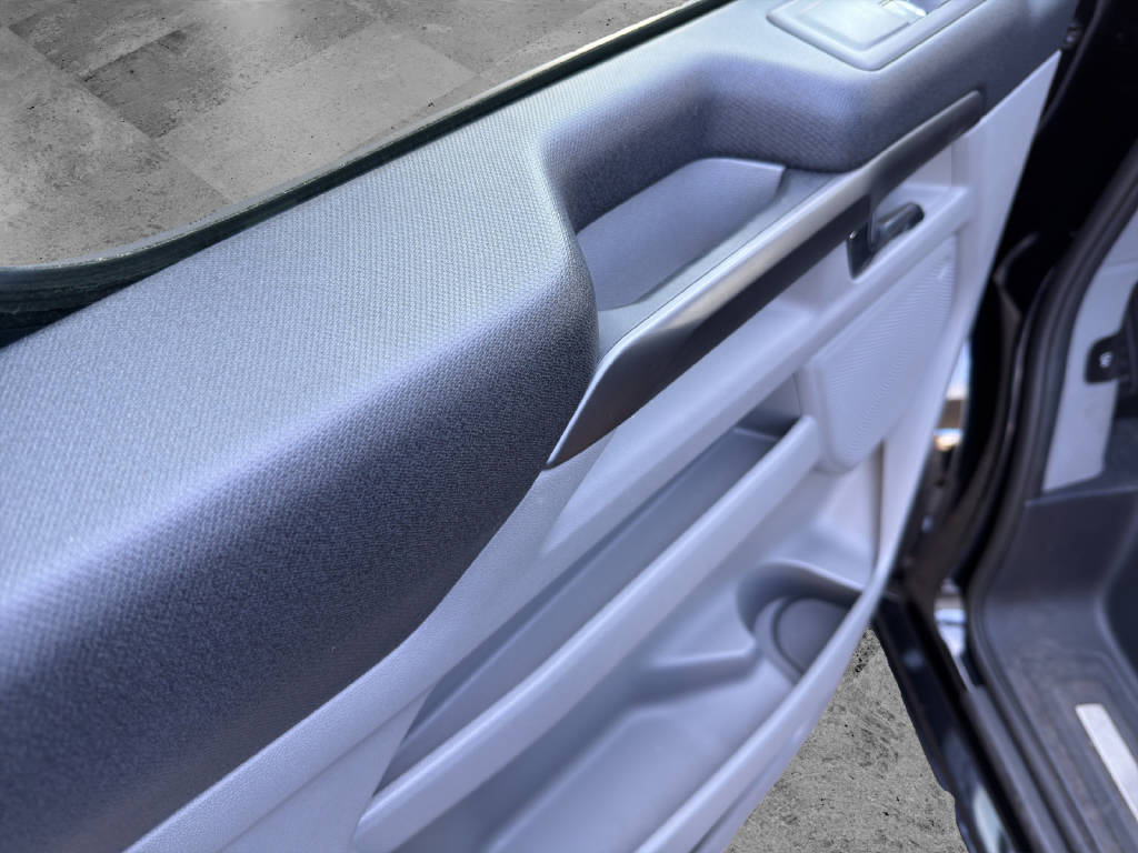 FORD Tourneo Custom 320 L1 2.0 EcoBlue 136 Titanium-image-8