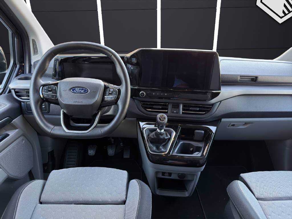 FORD Tourneo Custom 320 L1 2.0 EcoBlue 136 Titanium-image-9