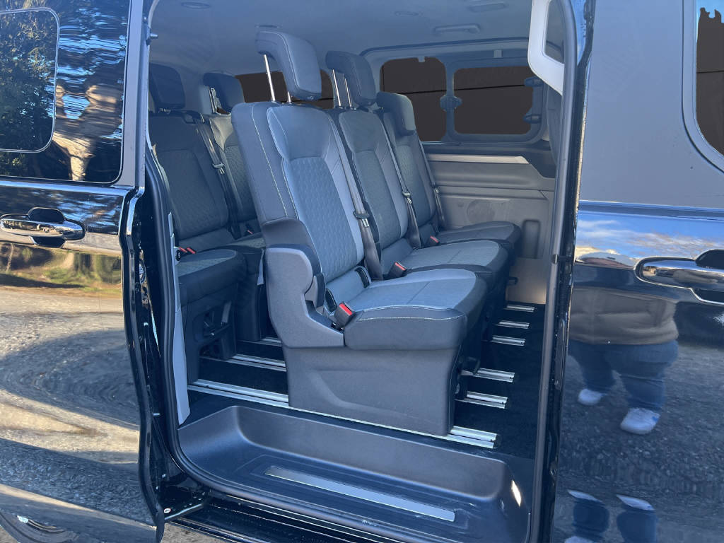 FORD Tourneo Custom 320 L1 2.0 EcoBlue 136 Titanium-image-13